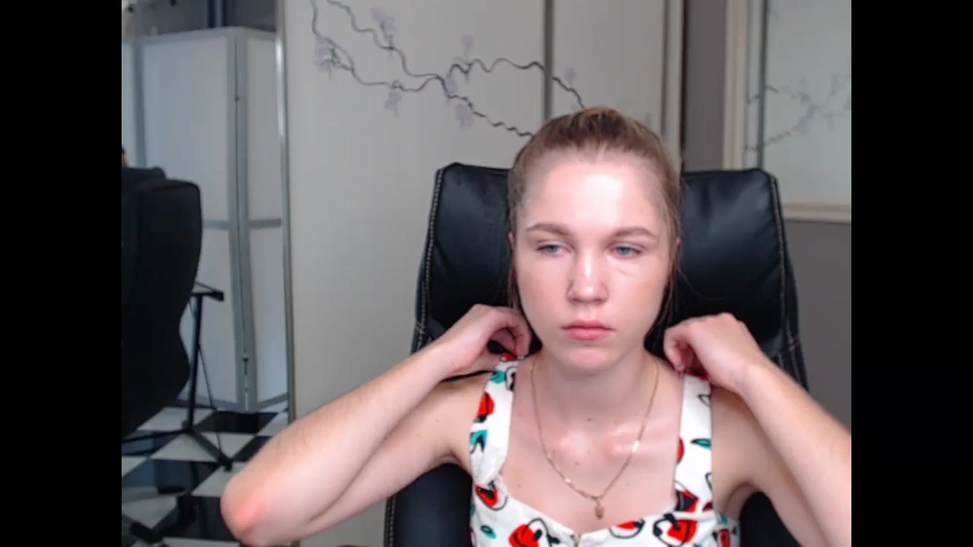 Gallery image thumbnail from Kate_Lewiss's myfreecams stream on, 06/10/2024, 06:37 image 13 of 20