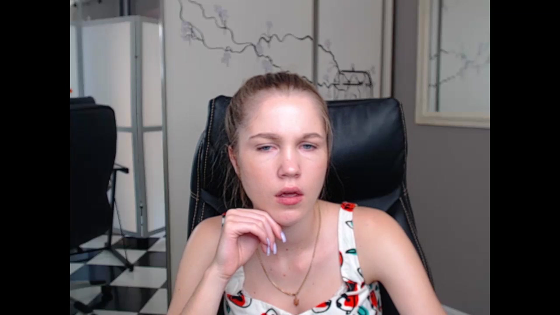 Gallery image thumbnail from Kate_Lewiss's myfreecams stream on, 06/10/2024, 07:22 image 7 of 20