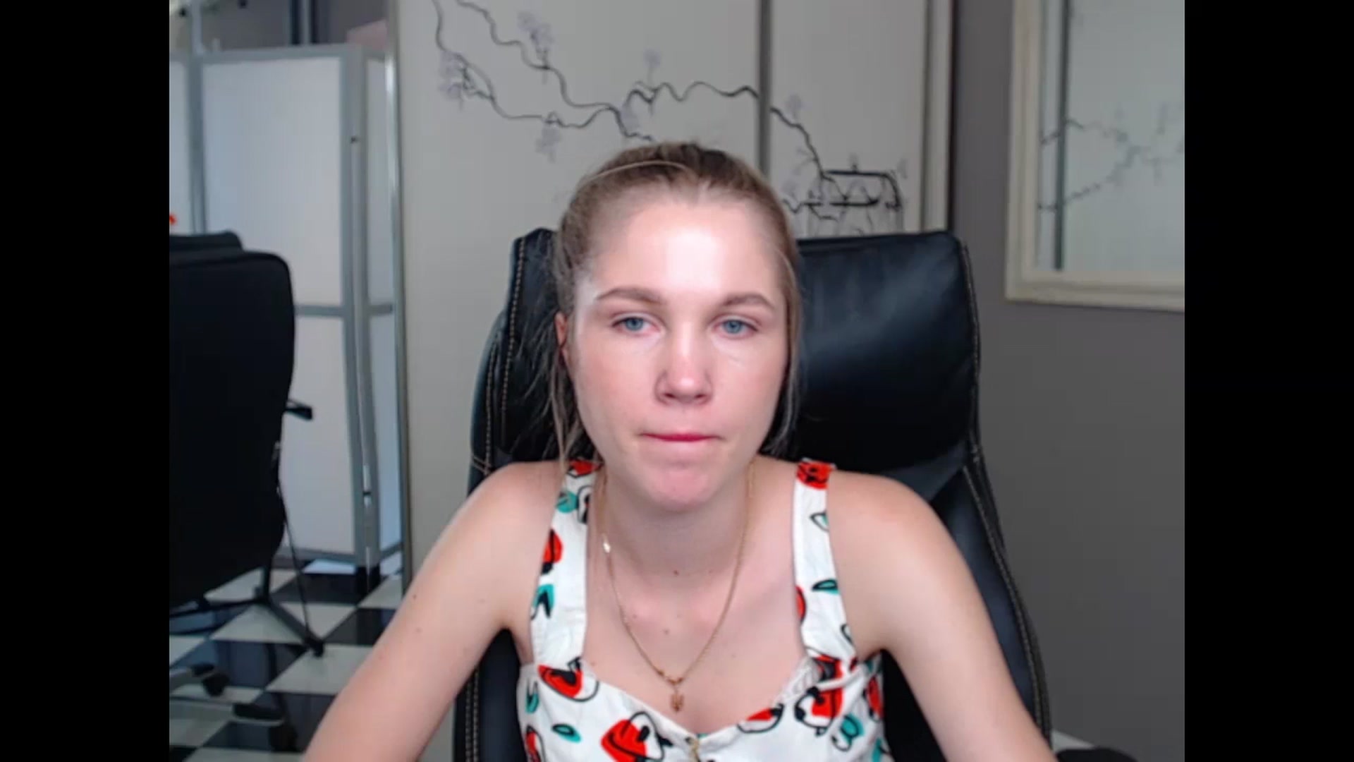 Gallery image thumbnail from Kate_Lewiss's myfreecams stream on, 06/10/2024, 10:26 image 14 of 20