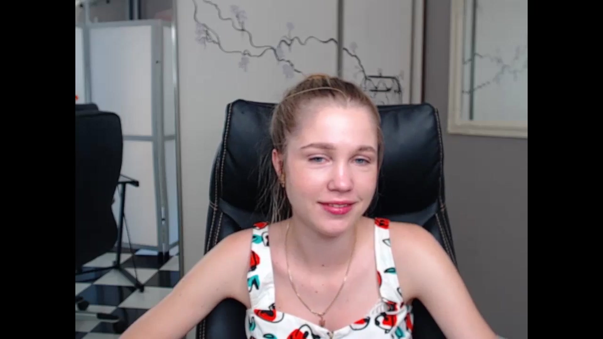 Gallery image thumbnail from Kate_Lewiss's myfreecams stream on, 06/10/2024, 10:26 image 6 of 20