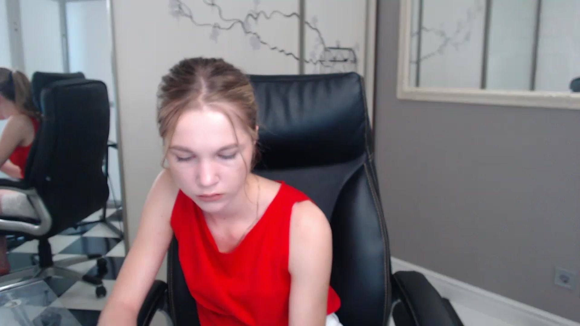 Gallery image thumbnail from Kate_Lewiss's myfreecams stream on, 06/11/2024, 08:23 image 3 of 20