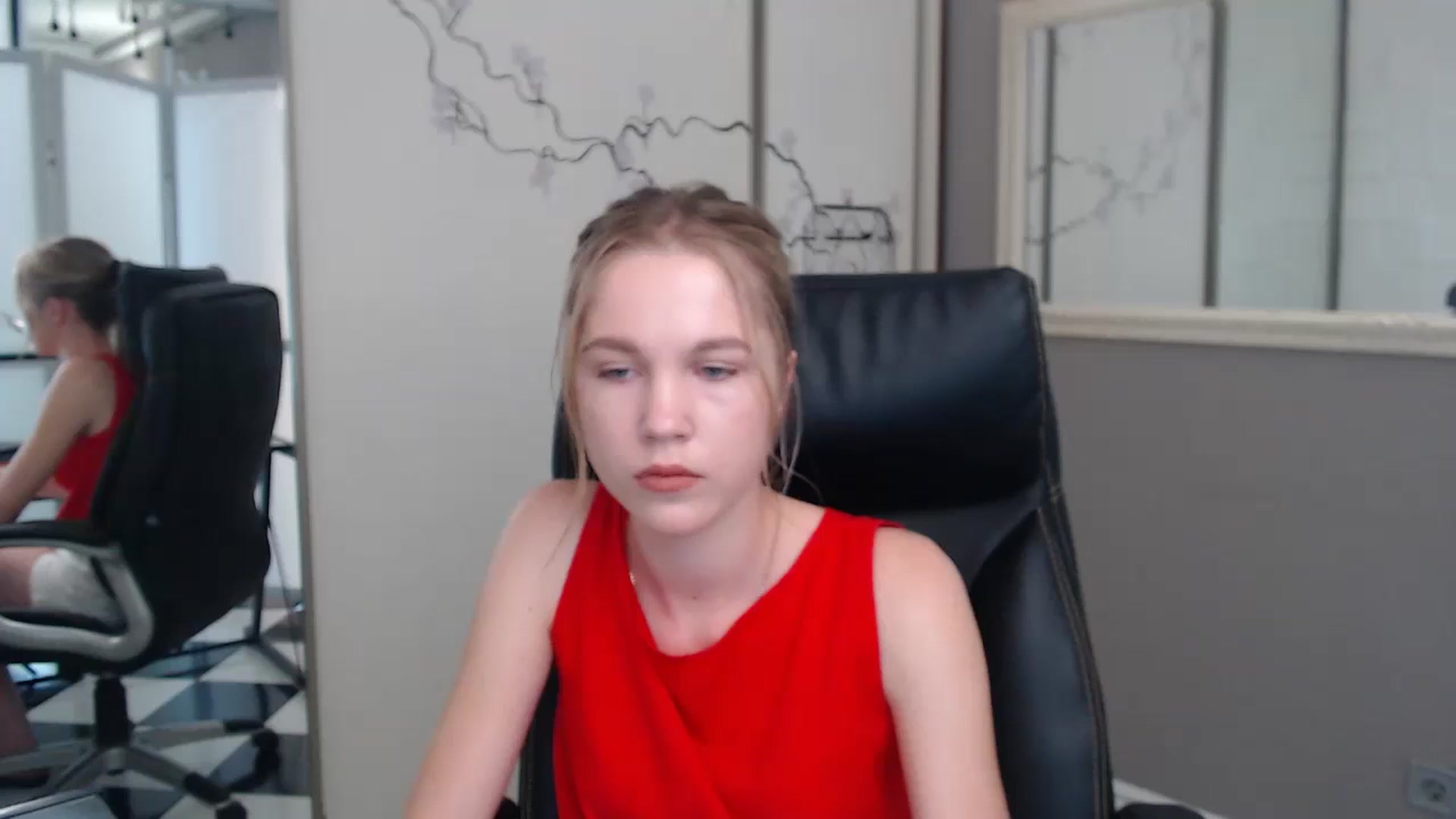 Gallery image thumbnail from Kate_Lewiss's myfreecams stream on, 06/11/2024, 08:23 image 15 of 20