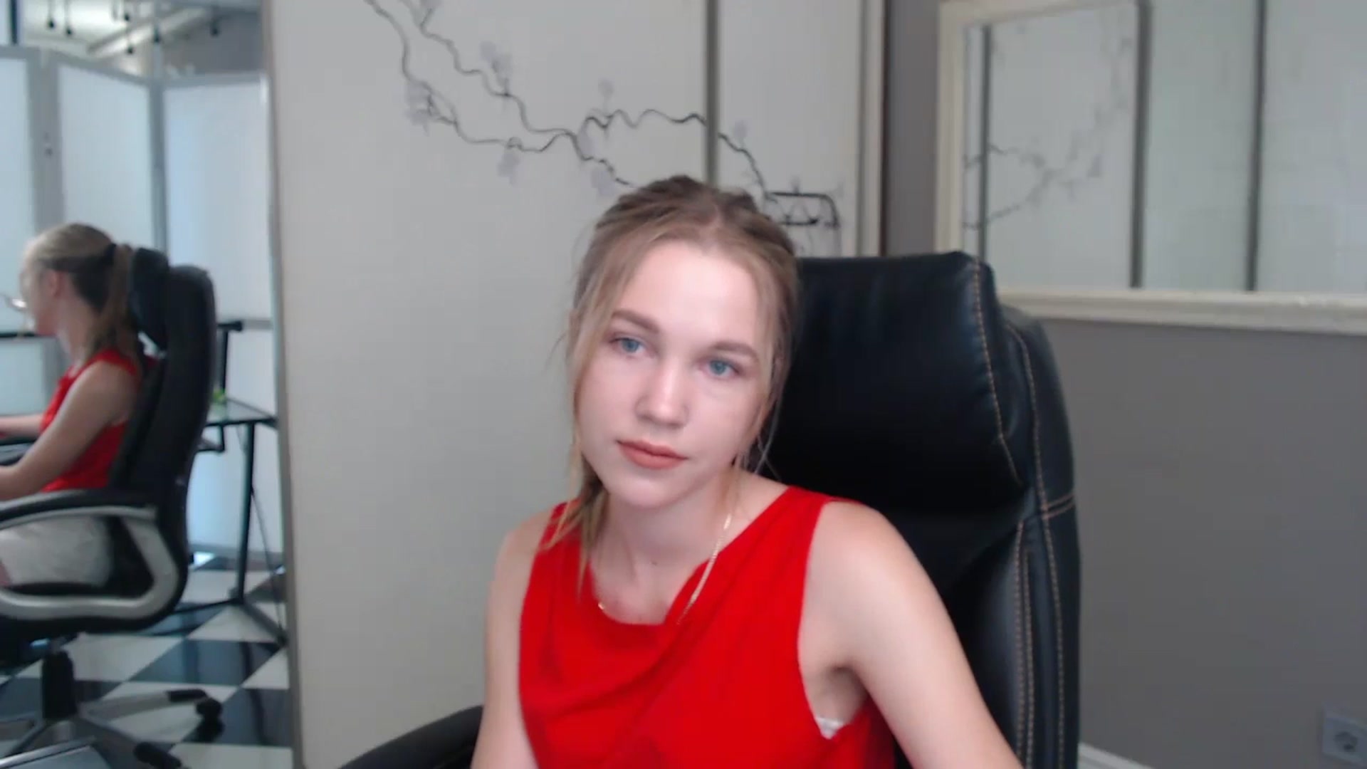Gallery image thumbnail from Kate_Lewiss's myfreecams stream on, 06/11/2024, 08:23 image 18 of 20
