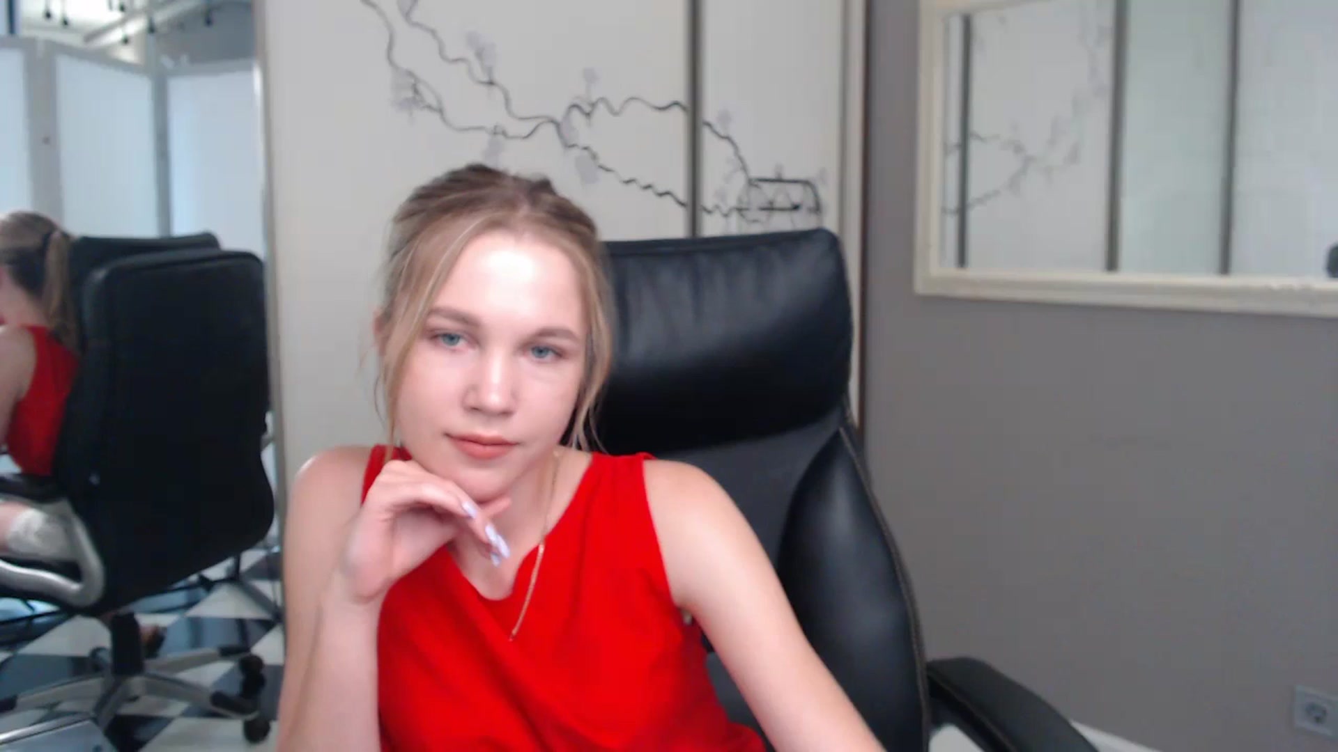 Gallery image thumbnail from Kate_Lewiss's myfreecams stream on, 06/11/2024, 11:12 image 18 of 20