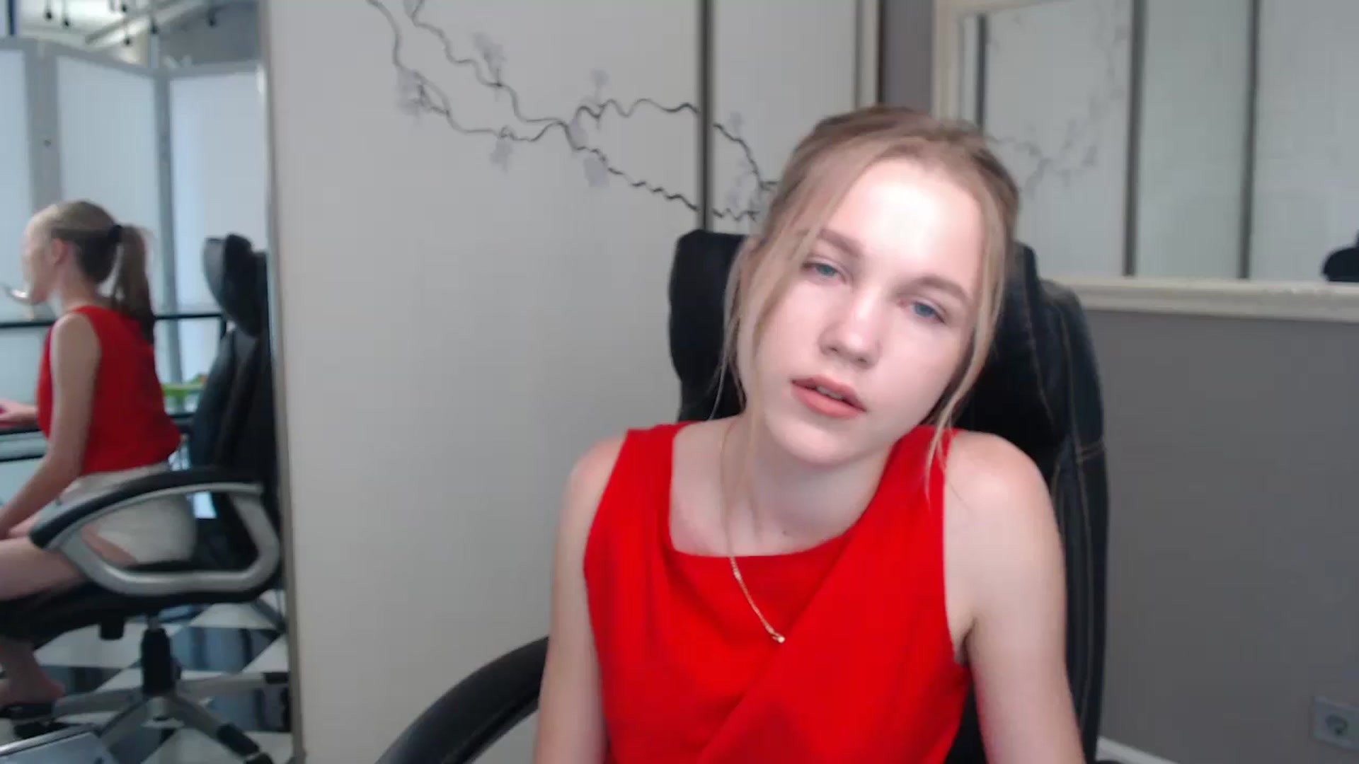 Gallery image thumbnail from Kate_Lewiss's myfreecams stream on, 06/11/2024, 11:12 image 15 of 20