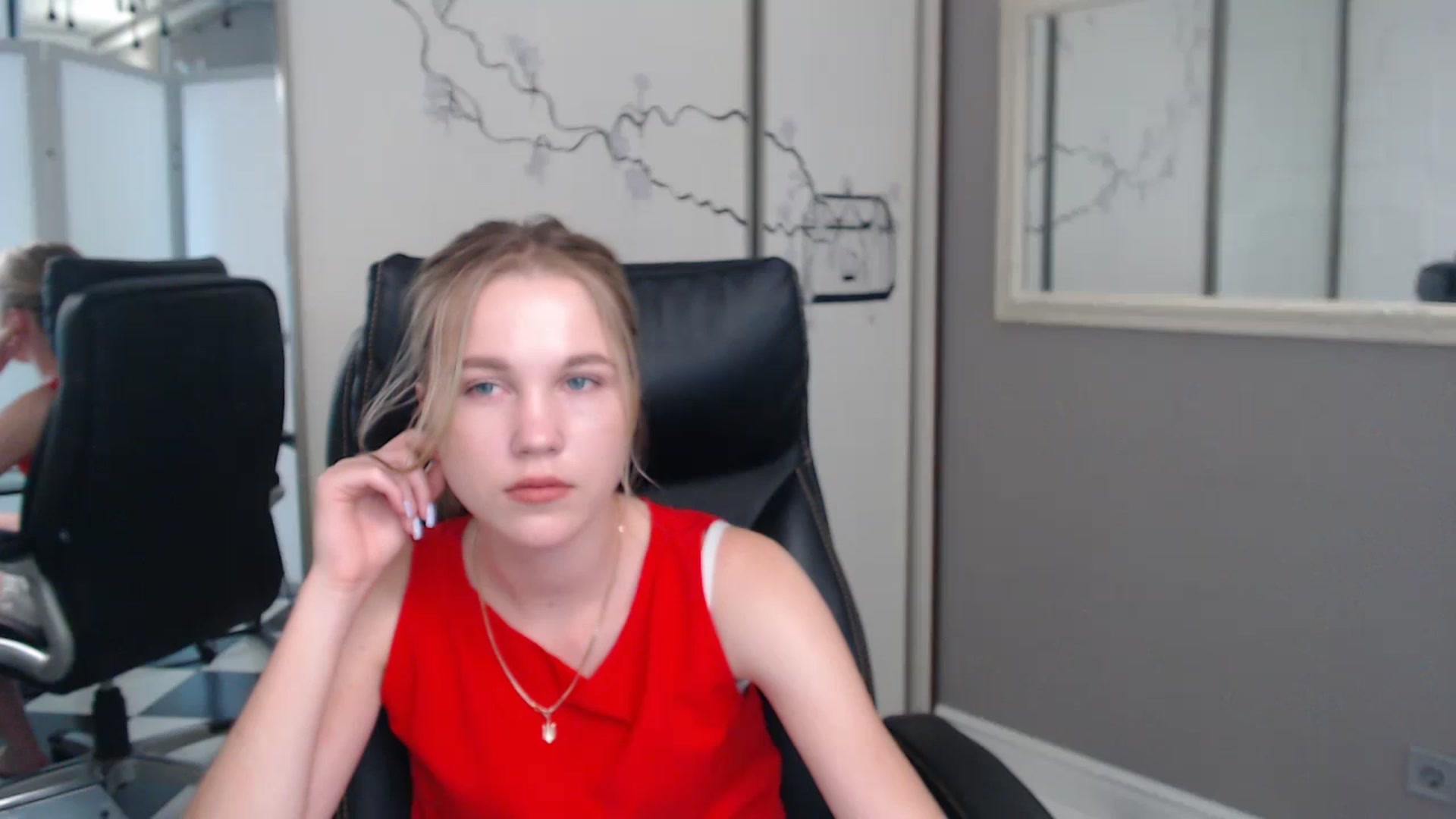 Gallery image thumbnail from Kate_Lewiss's myfreecams stream on, 06/11/2024, 11:12 image 17 of 20