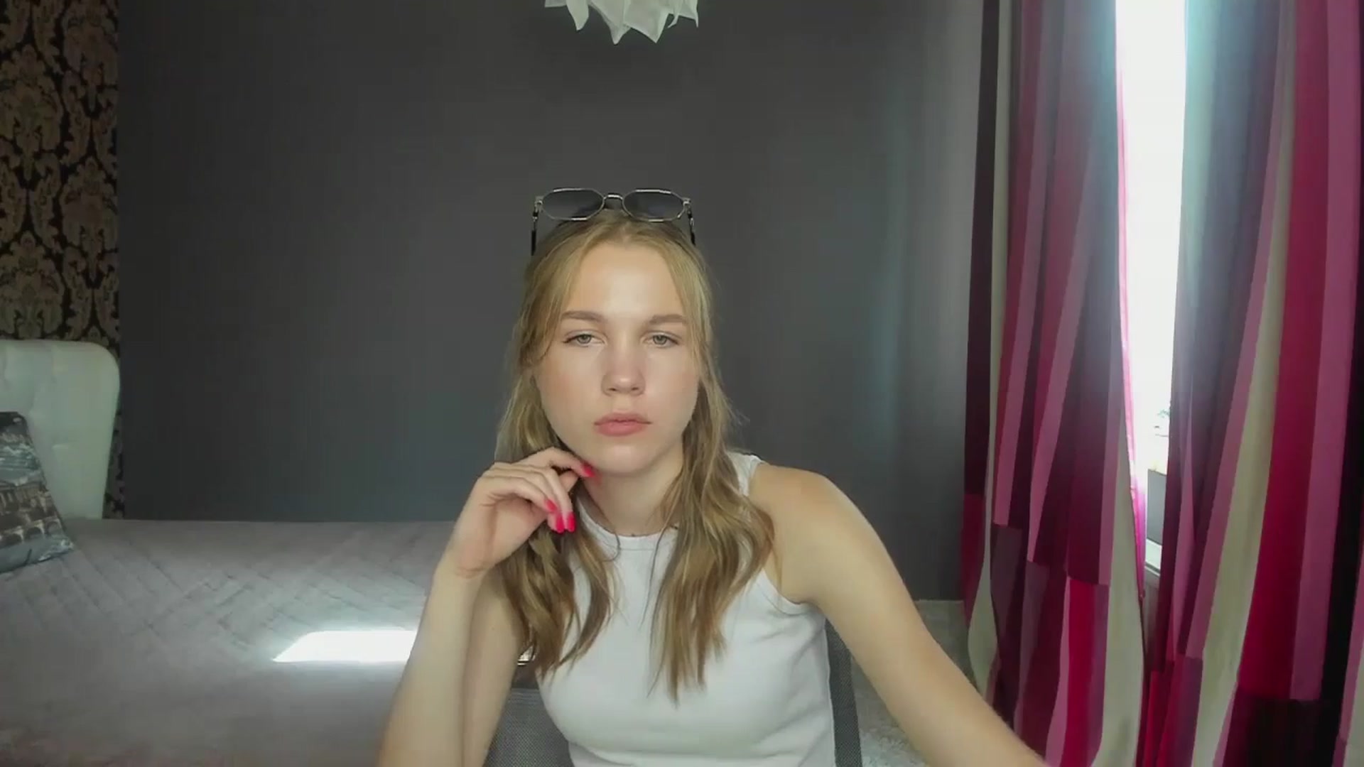 Gallery image thumbnail from Kate_Lewiss's myfreecams stream on, 06/12/2024, 07:32 image 6 of 20