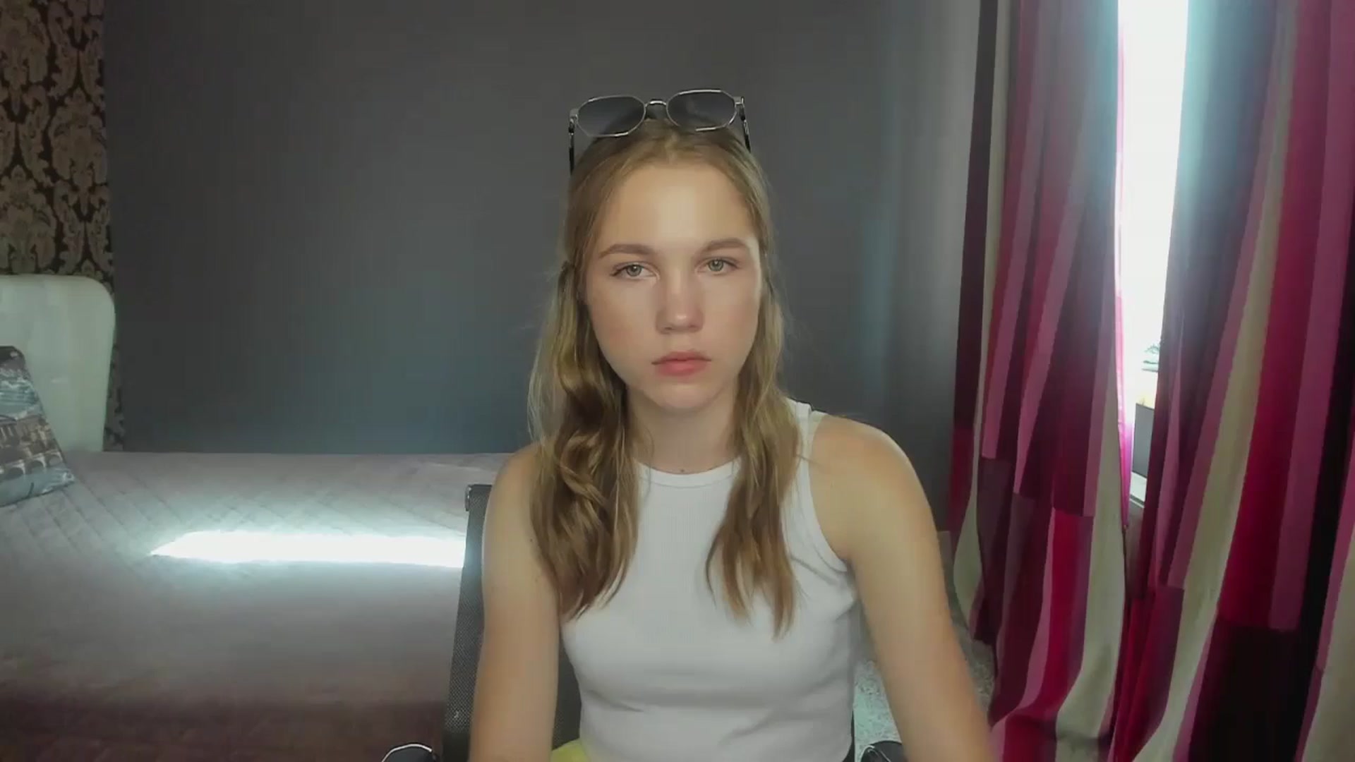 Gallery image thumbnail from Kate_Lewiss's myfreecams stream on, 06/12/2024, 07:32 image 1 of 20