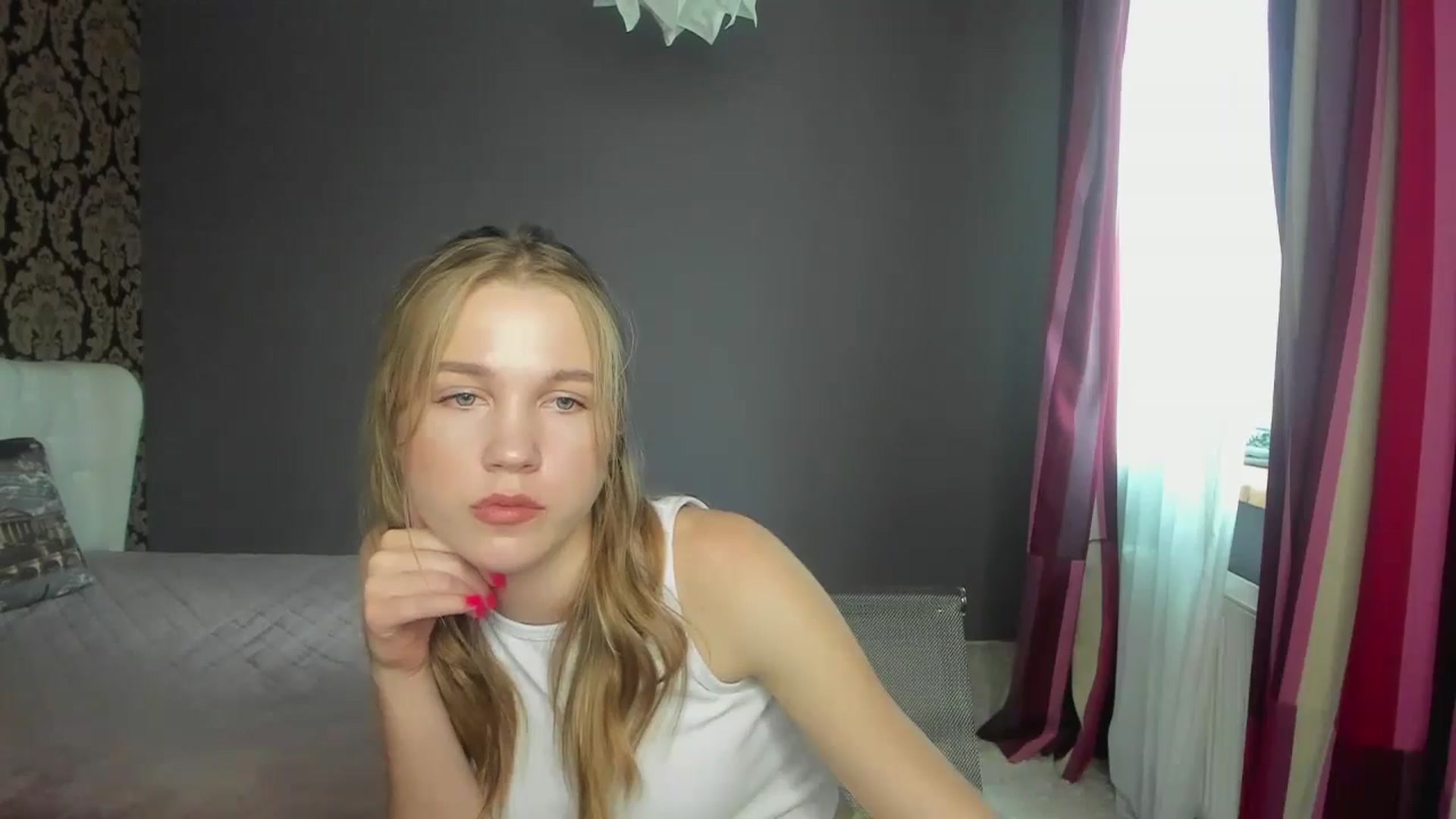 Gallery image thumbnail from Kate_Lewiss's myfreecams stream on, 06/12/2024, 10:43 image 5 of 20