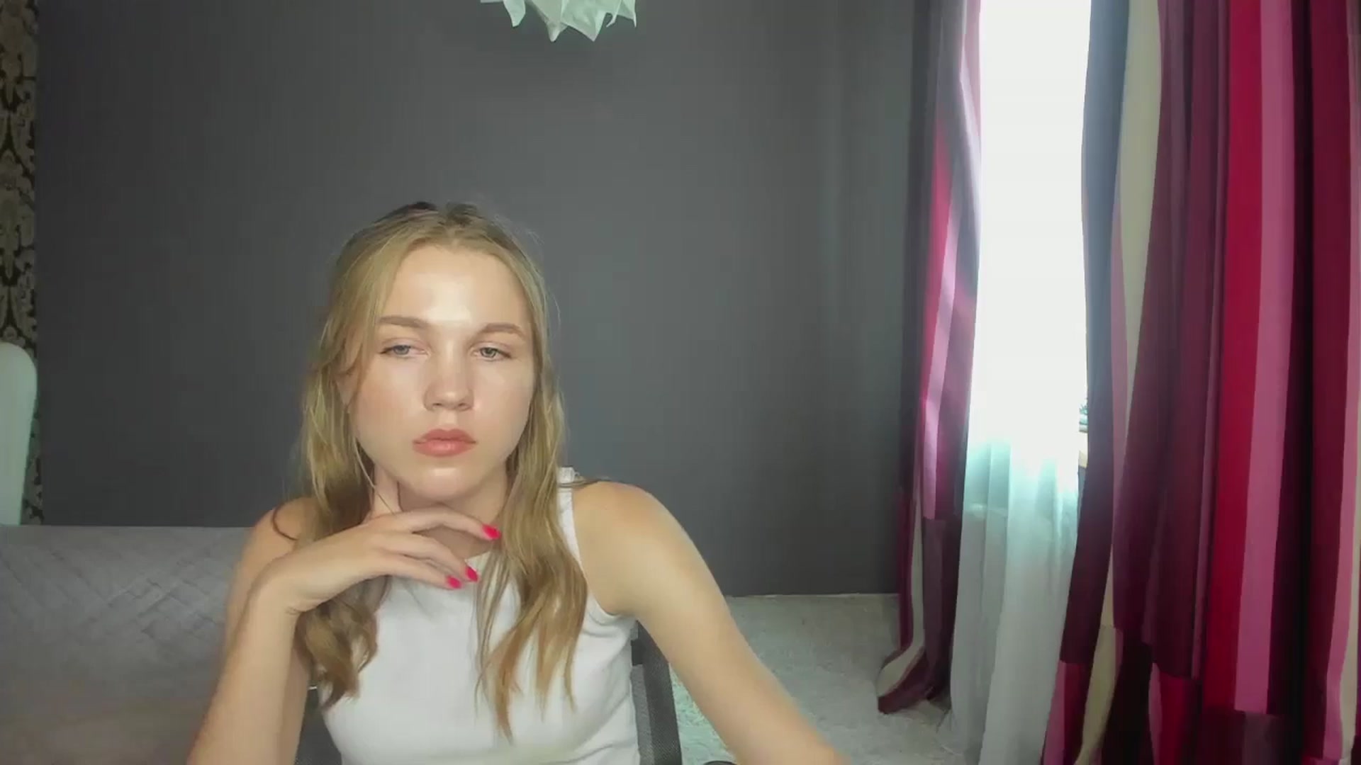 Gallery image thumbnail from Kate_Lewiss's myfreecams stream on, 06/12/2024, 10:43 image 18 of 20
