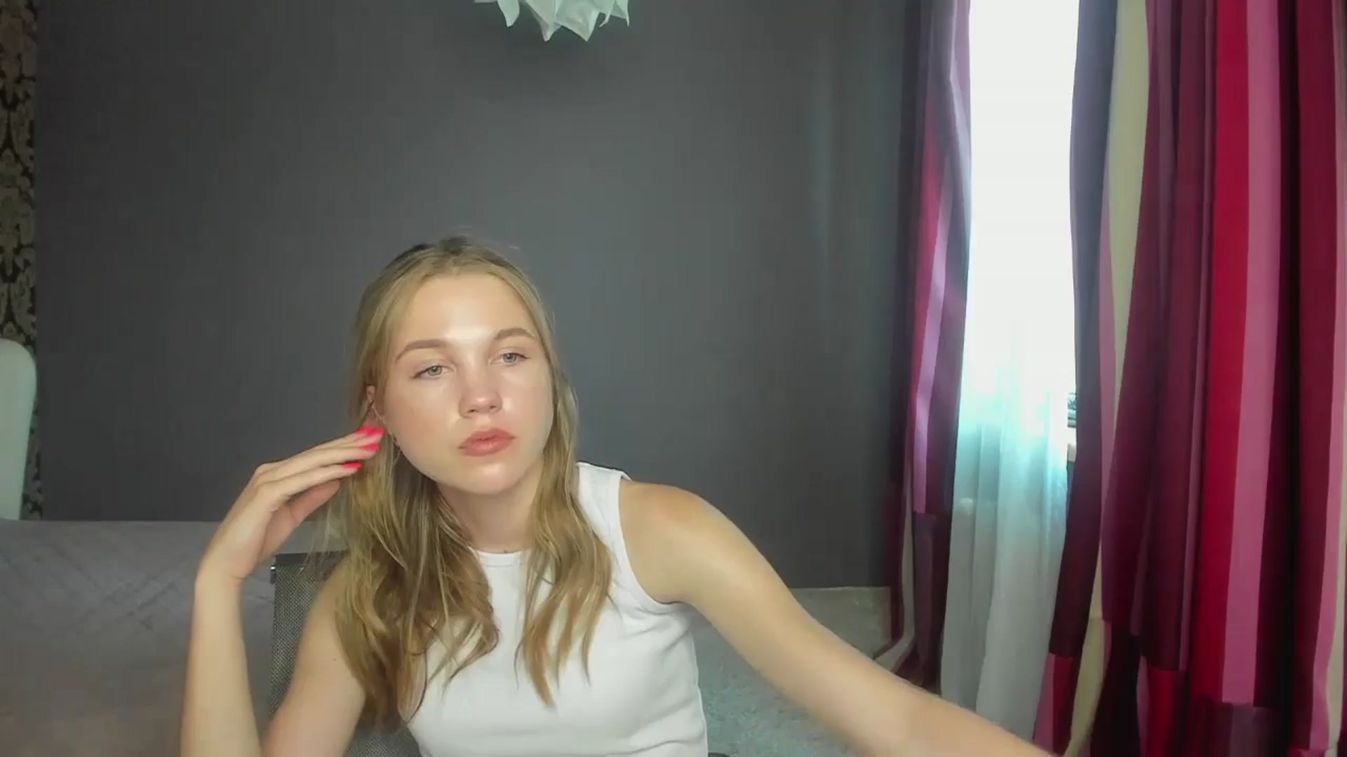 Gallery image thumbnail from Kate_Lewiss's myfreecams stream on, 06/12/2024, 11:05 image 2 of 20