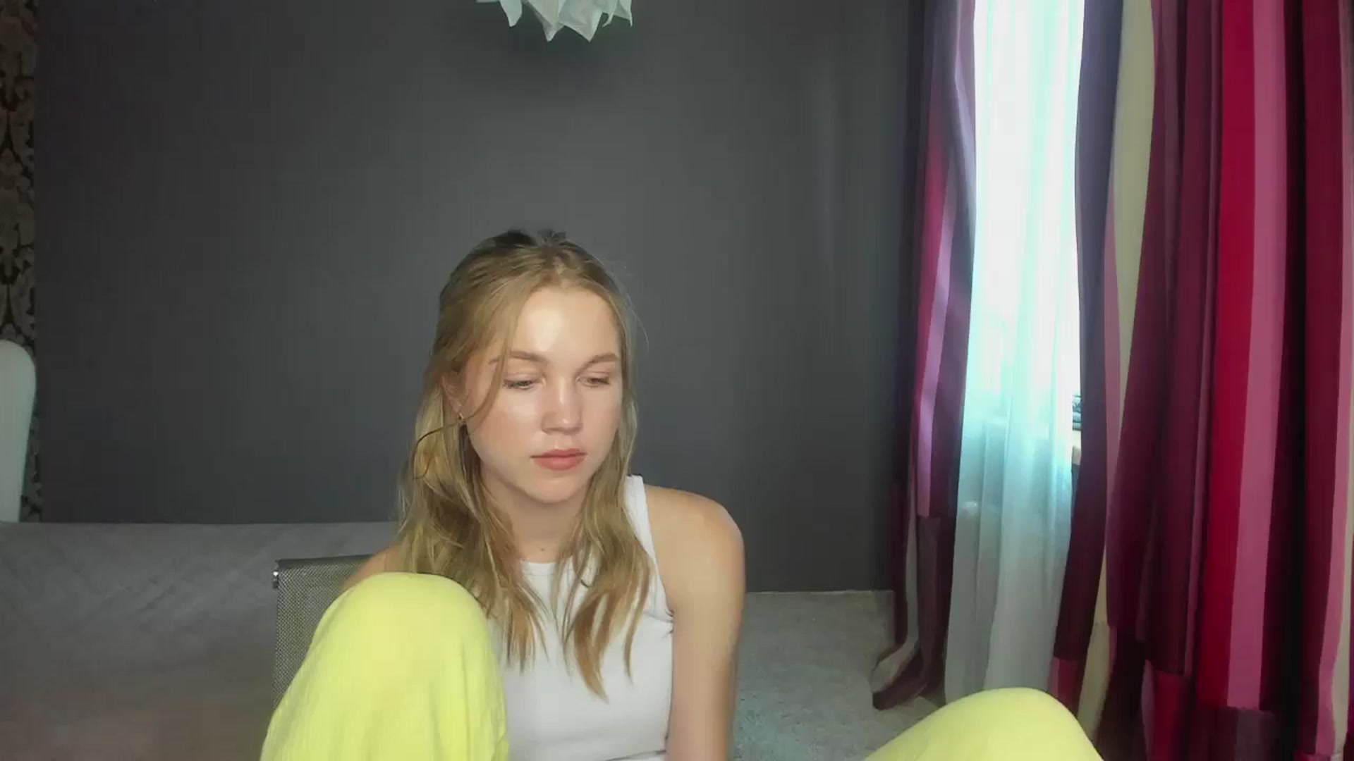 Gallery image thumbnail from Kate_Lewiss's myfreecams stream on, 06/12/2024, 11:05 image 12 of 20