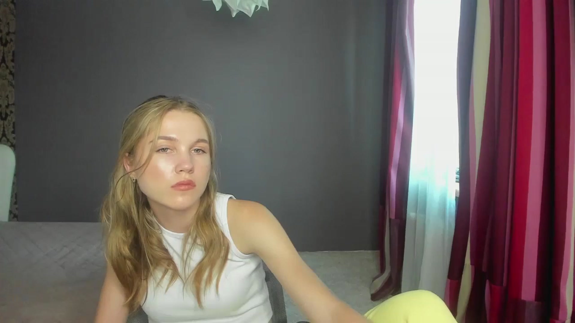 Gallery image thumbnail from Kate_Lewiss's myfreecams stream on, 06/12/2024, 11:05 image 6 of 20