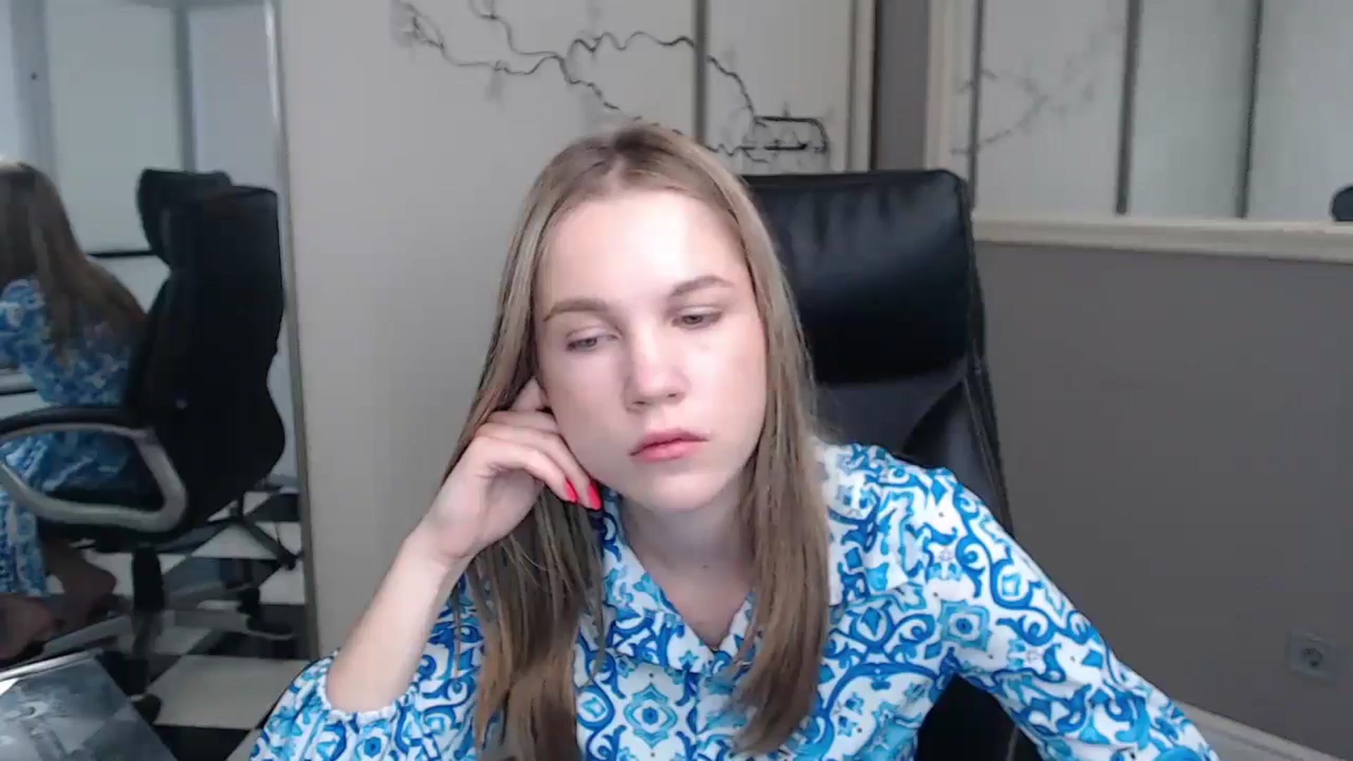 Gallery image thumbnail from Kate_Lewiss's myfreecams stream on, 06/13/2024, 06:15 image 7 of 20