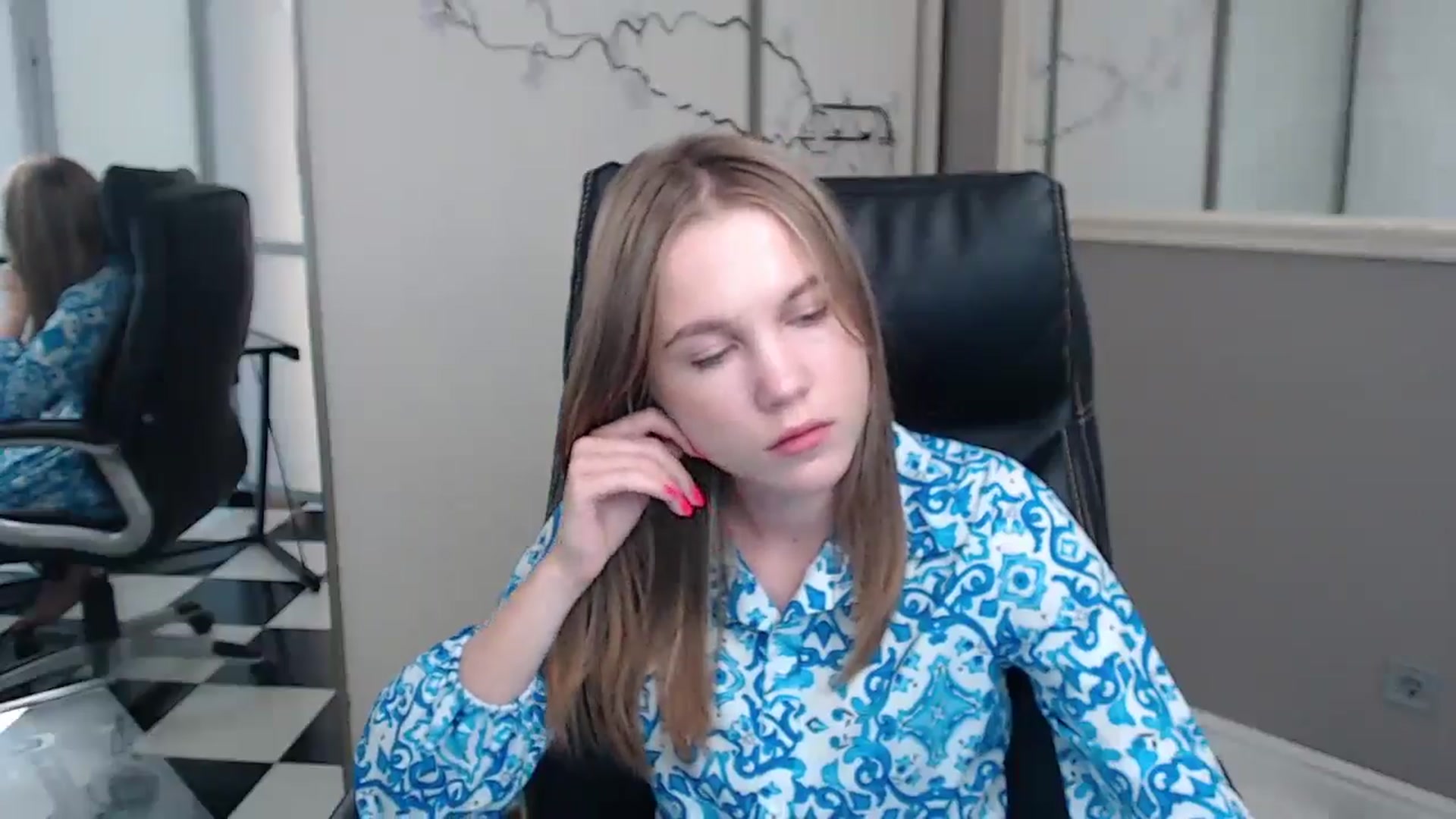 Gallery image thumbnail from Kate_Lewiss's myfreecams stream on, 06/13/2024, 07:01 image 19 of 20