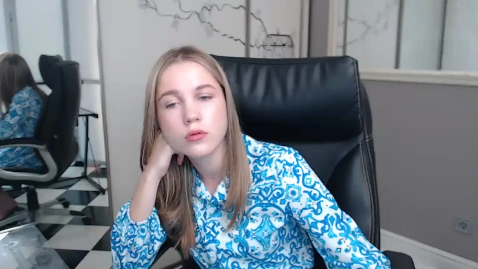 Gallery image thumbnail from Kate_Lewiss's myfreecams stream on, 06/13/2024, 07:01 image 1 of 20