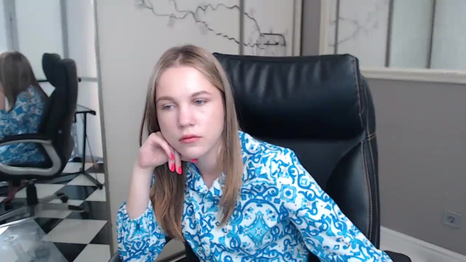 Gallery image thumbnail from Kate_Lewiss's myfreecams stream on, 06/13/2024, 07:01 image 3 of 20