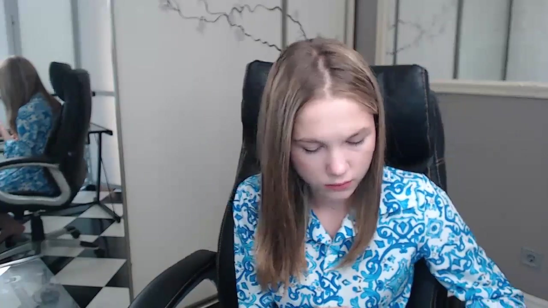Gallery image thumbnail from Kate_Lewiss's myfreecams stream on, 06/13/2024, 07:01 image 7 of 20