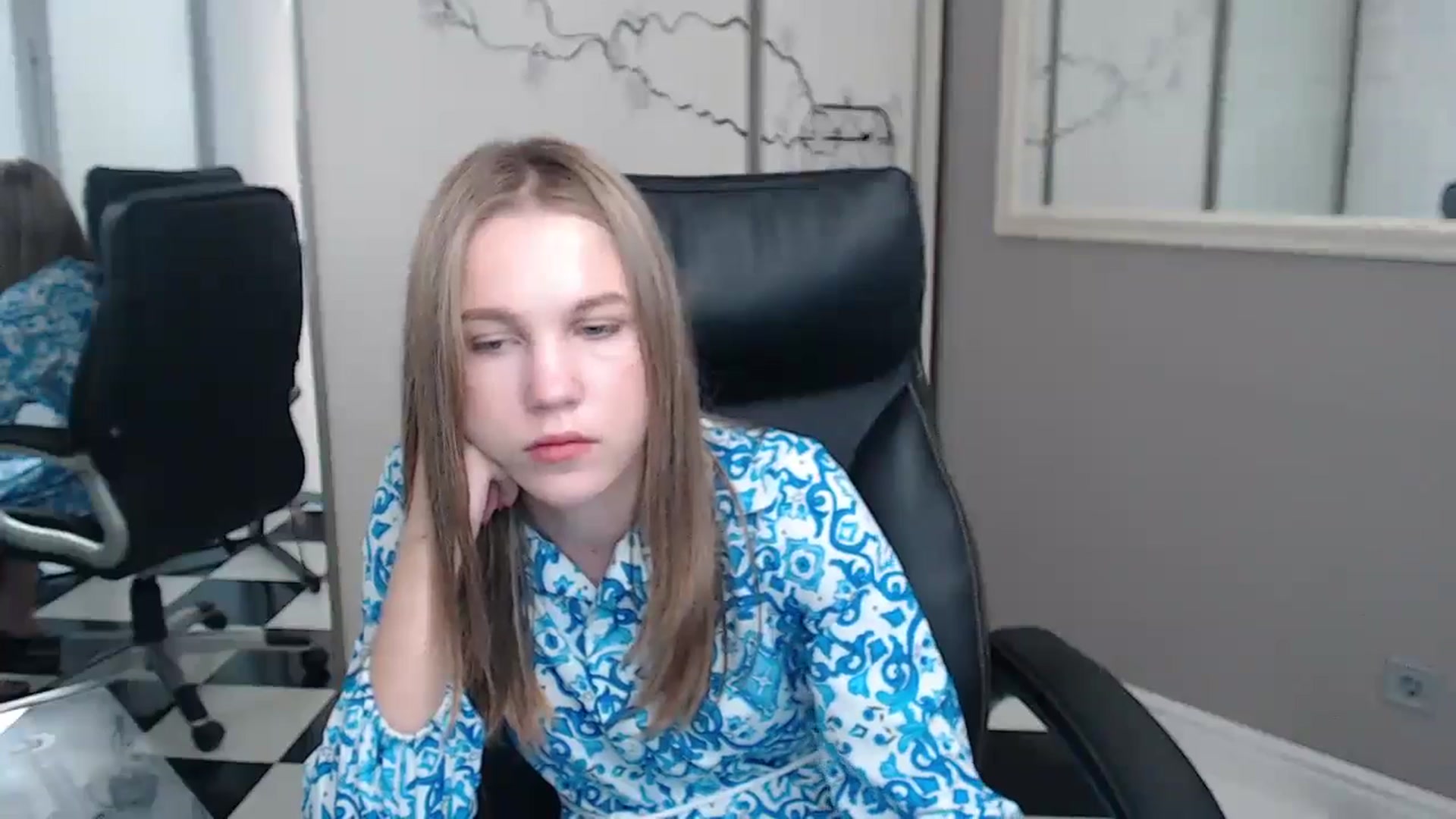 Gallery image thumbnail from Kate_Lewiss's myfreecams stream on, 06/13/2024, 07:22 image 17 of 20