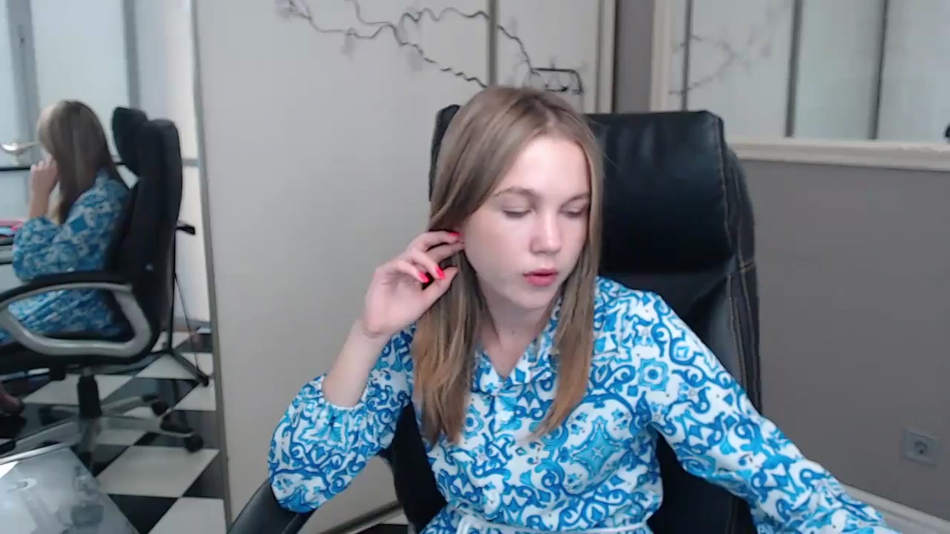 Gallery image thumbnail from Kate_Lewiss's myfreecams stream on, 06/13/2024, 07:22 image 4 of 20