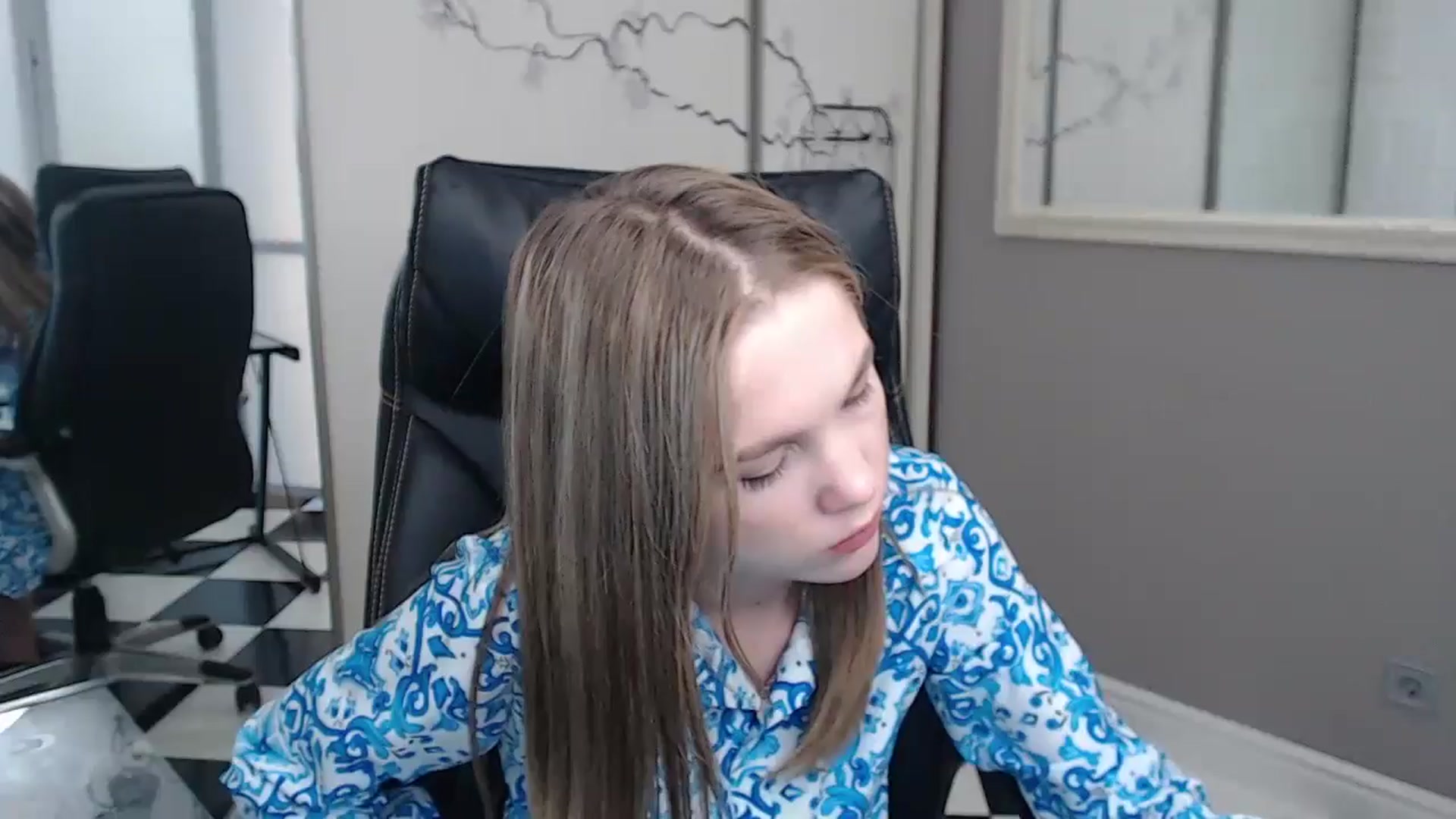 Gallery image thumbnail from Kate_Lewiss's myfreecams stream on, 06/13/2024, 09:08 image 1 of 20