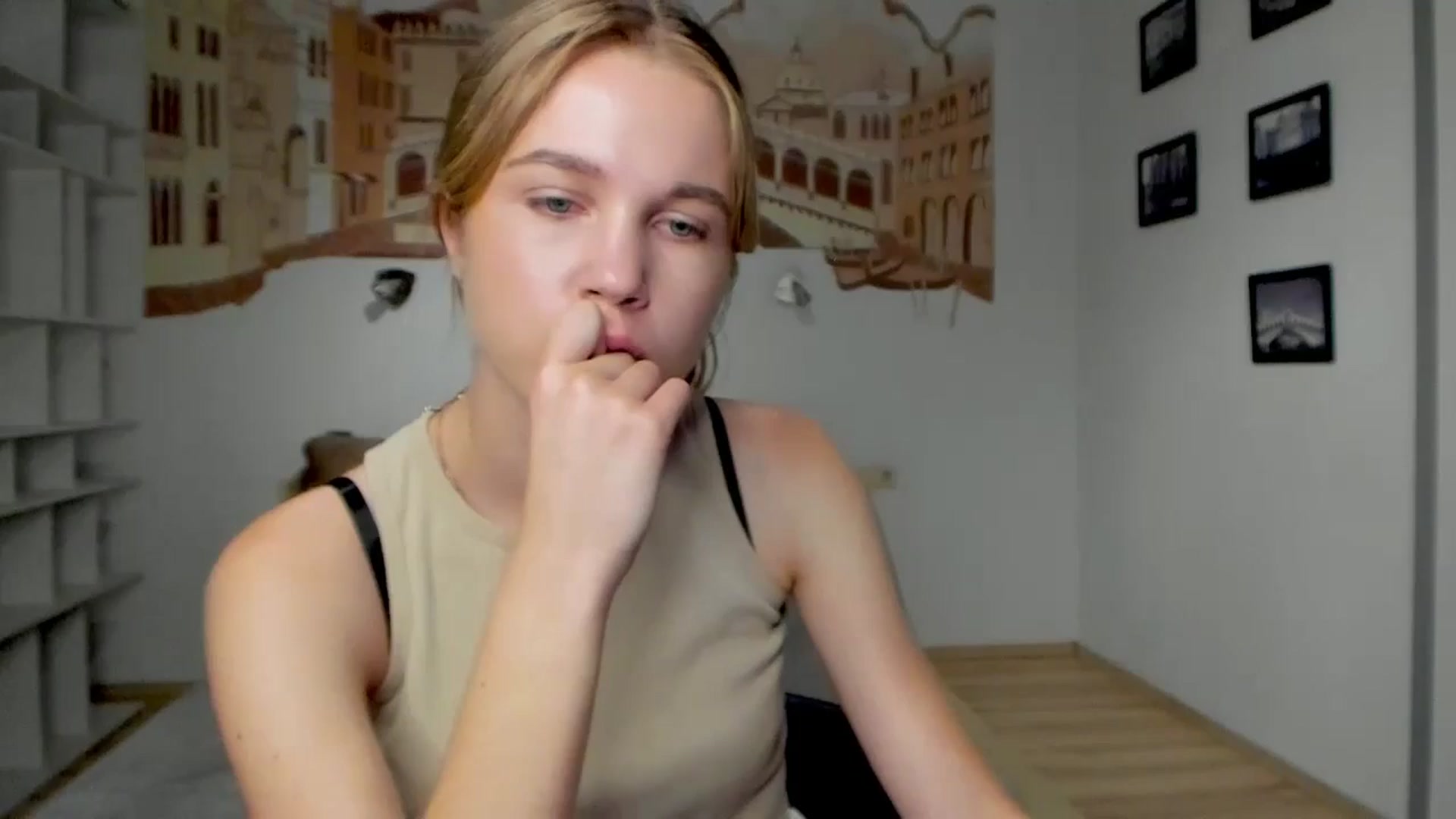 Gallery image thumbnail from Kate_Lewiss's myfreecams stream on, 06/16/2024, 07:14 image 1 of 20