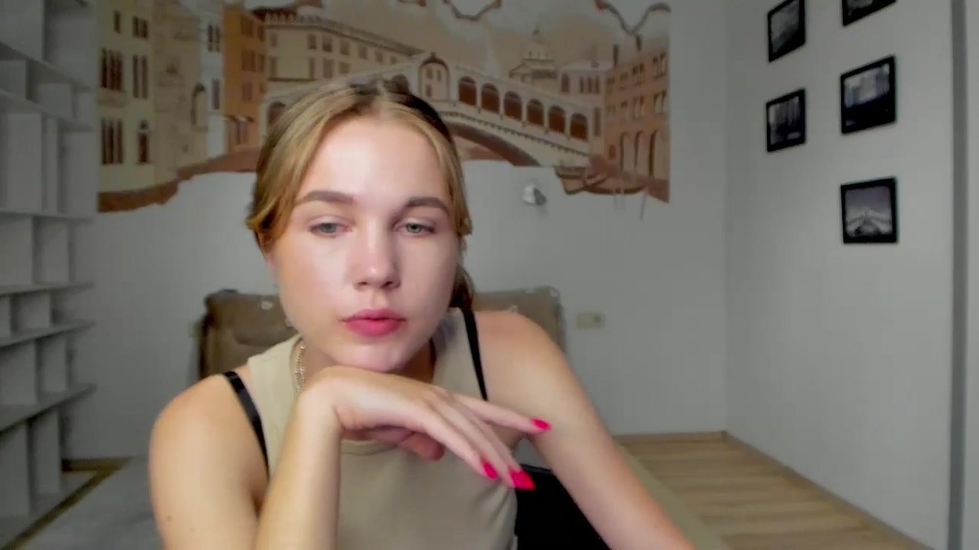 Gallery image thumbnail from Kate_Lewiss's myfreecams stream on, 06/16/2024, 07:14 image 16 of 20