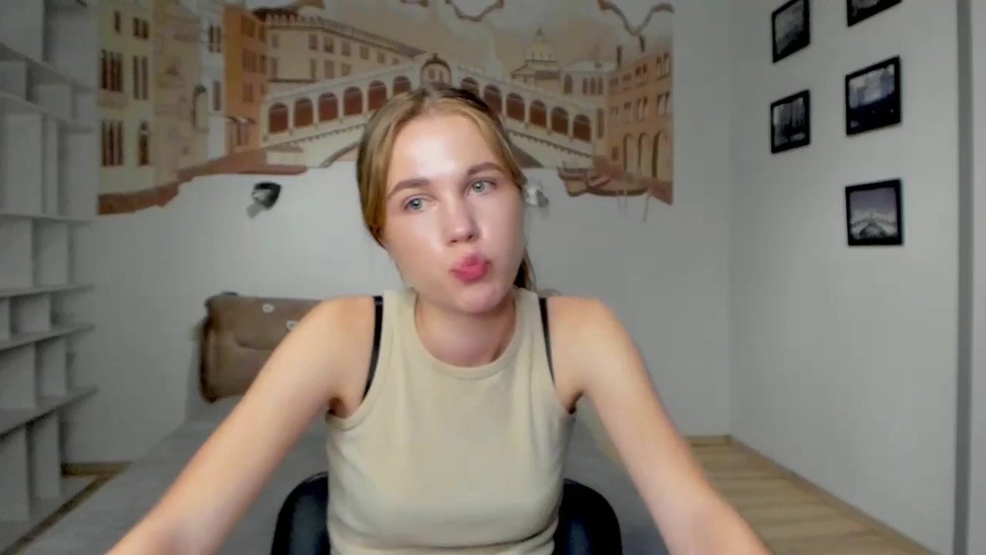 Gallery image thumbnail from Kate_Lewiss's myfreecams stream on, 06/16/2024, 07:14 image 6 of 20