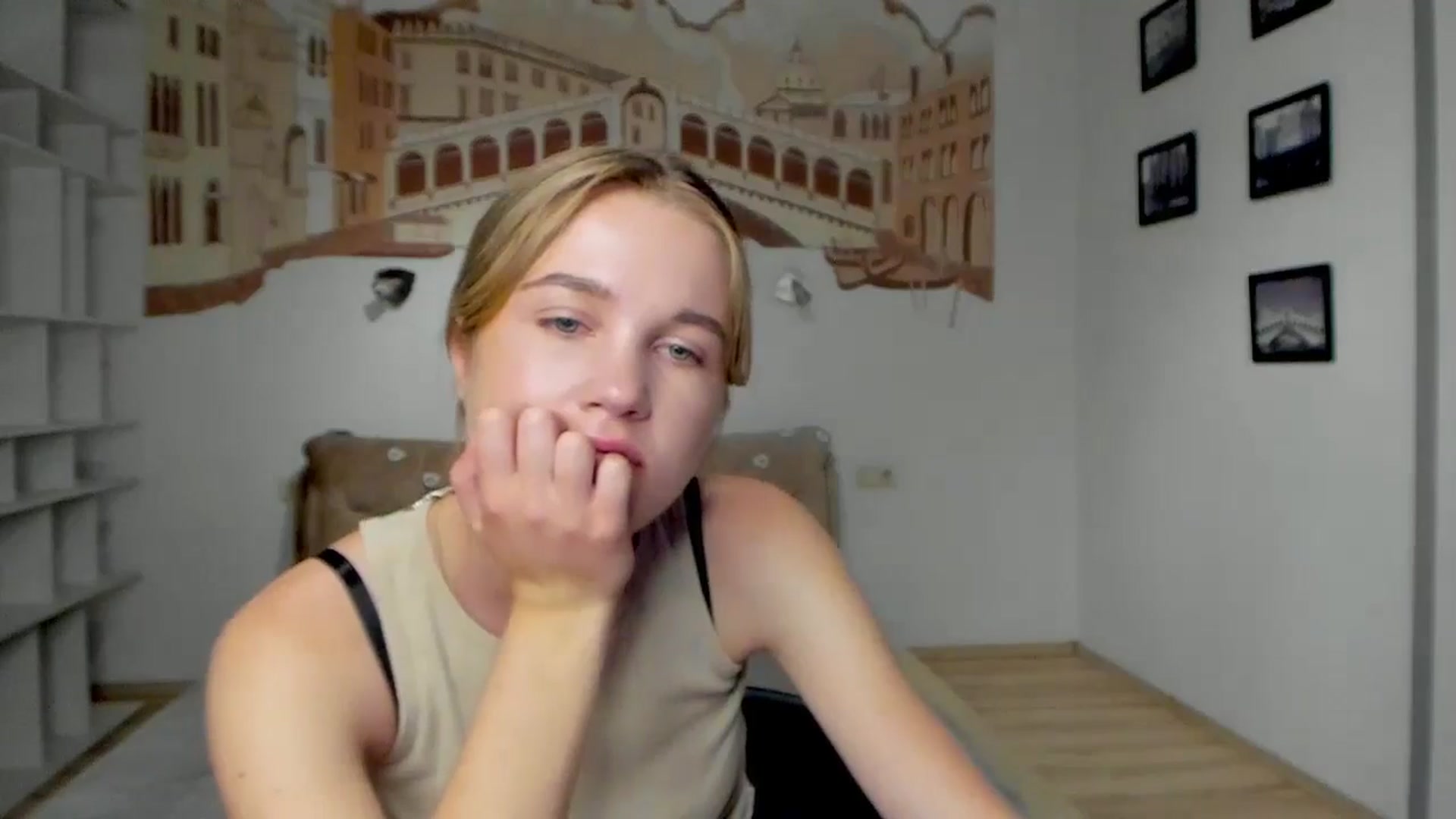 Gallery image thumbnail from Kate_Lewiss's myfreecams stream on, 06/16/2024, 07:14 image 7 of 20