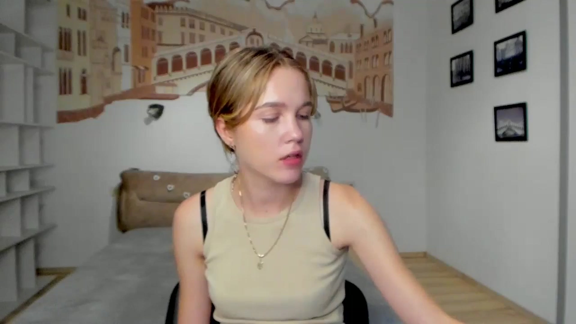 Gallery image thumbnail from Kate_Lewiss's myfreecams stream on, 06/16/2024, 08:13 image 5 of 20