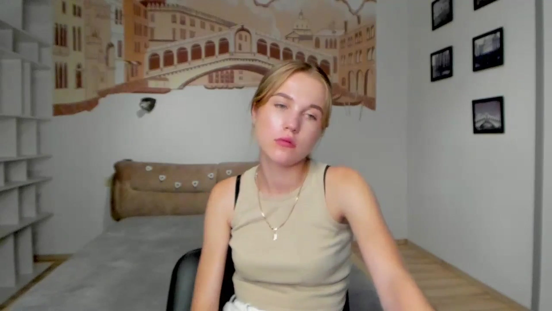 Gallery image thumbnail from Kate_Lewiss's myfreecams stream on, 06/16/2024, 10:48 image 11 of 20