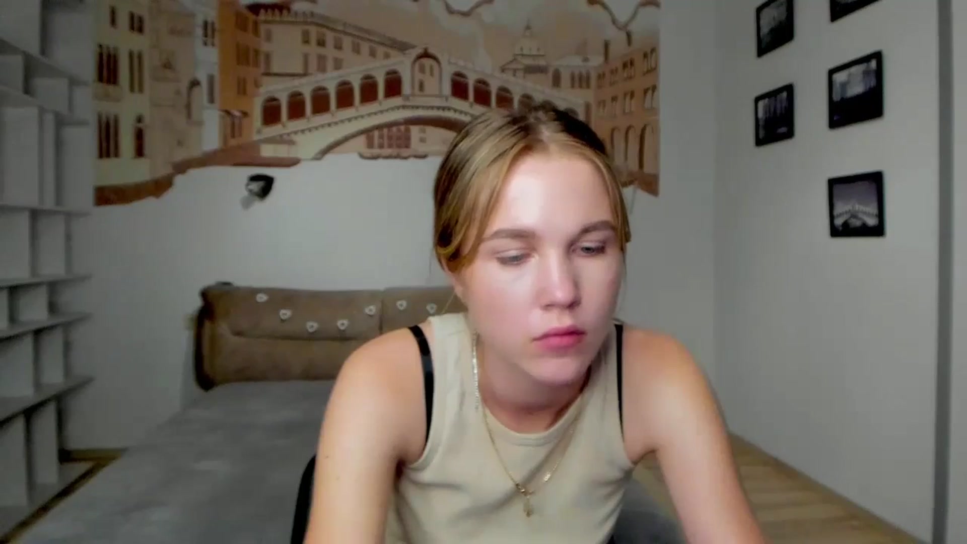 Gallery image thumbnail from Kate_Lewiss's myfreecams stream on, 06/16/2024, 10:48 image 2 of 20