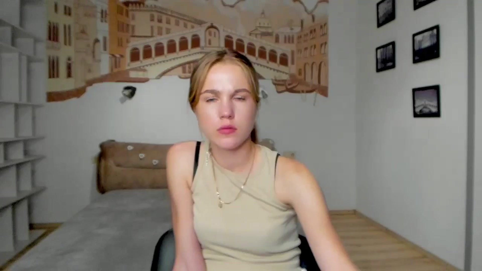 Gallery image thumbnail from Kate_Lewiss's myfreecams stream on, 06/16/2024, 10:48 image 18 of 20
