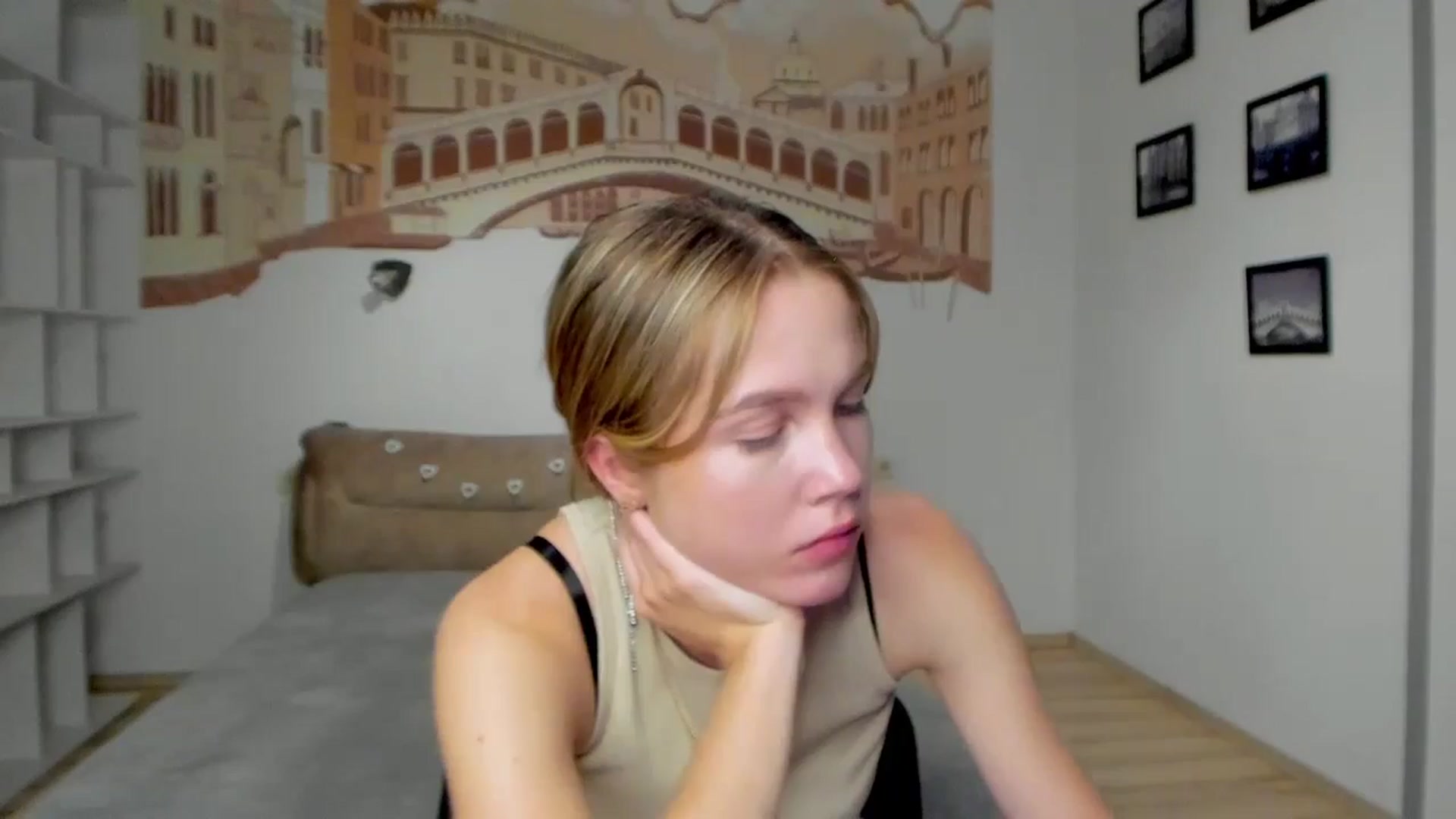Gallery image thumbnail from Kate_Lewiss's myfreecams stream on, 06/16/2024, 10:48 image 15 of 20