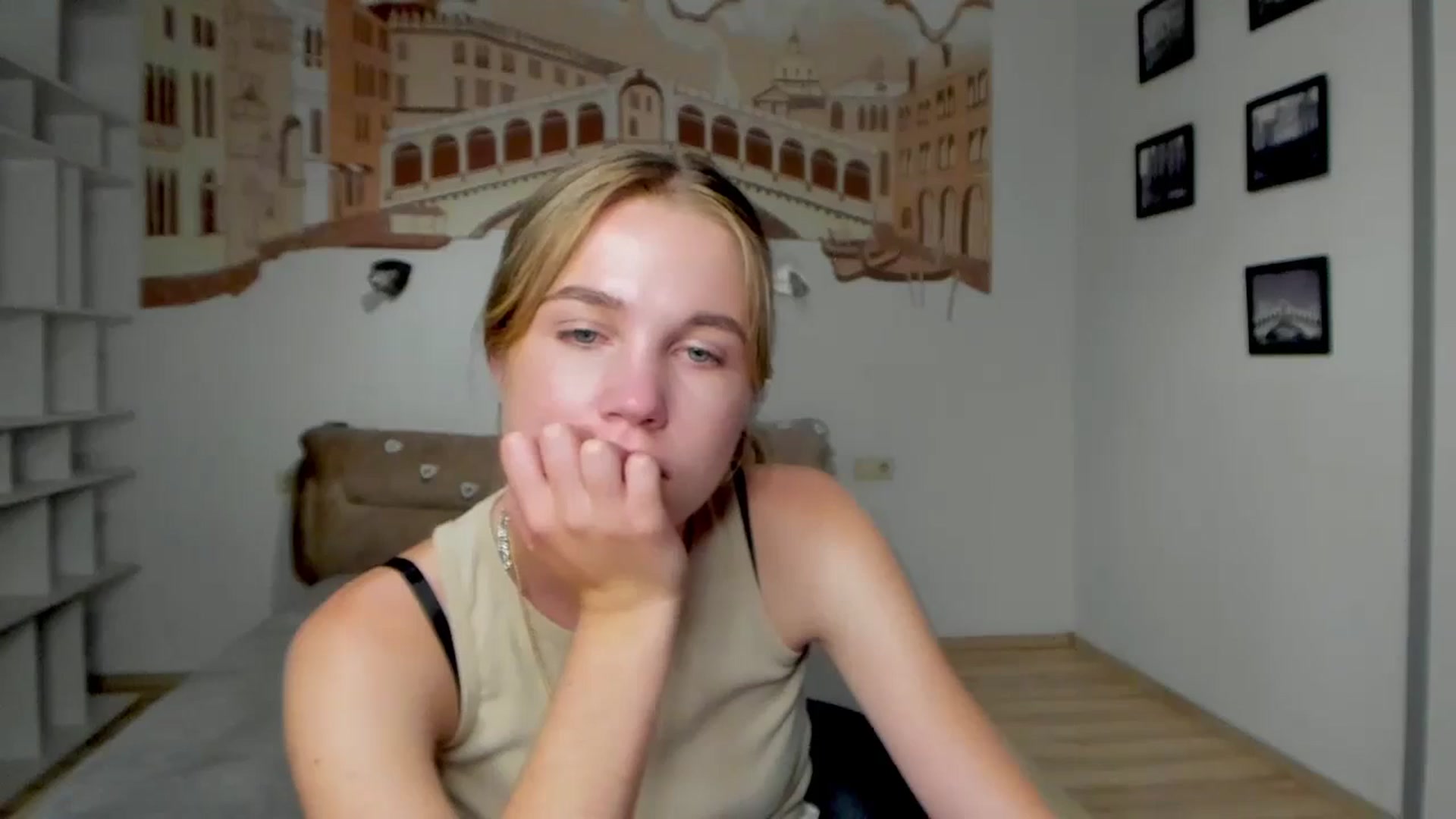 Gallery image thumbnail from Kate_Lewiss's myfreecams stream on, 06/16/2024, 11:01 image 19 of 20