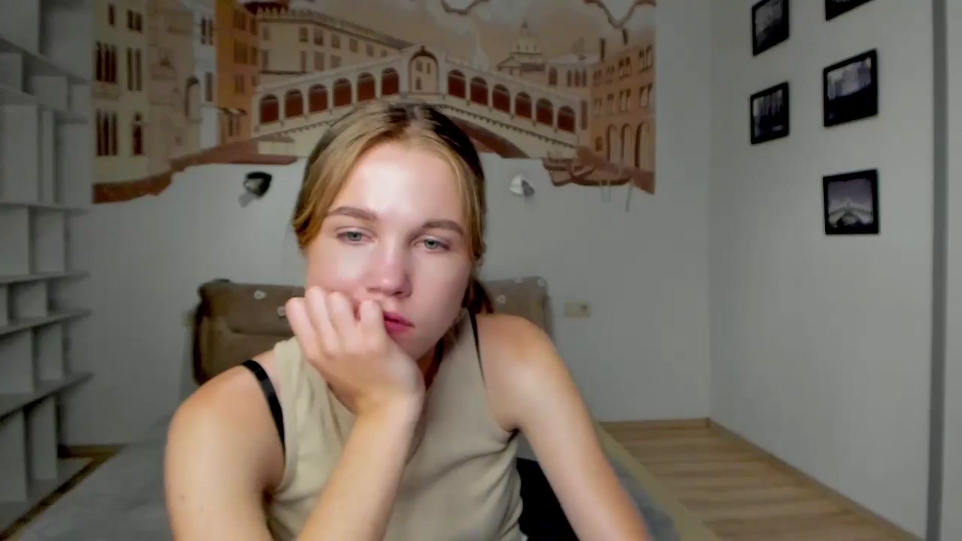 Gallery image thumbnail from Kate_Lewiss's myfreecams stream on, 06/16/2024, 11:01 image 5 of 20