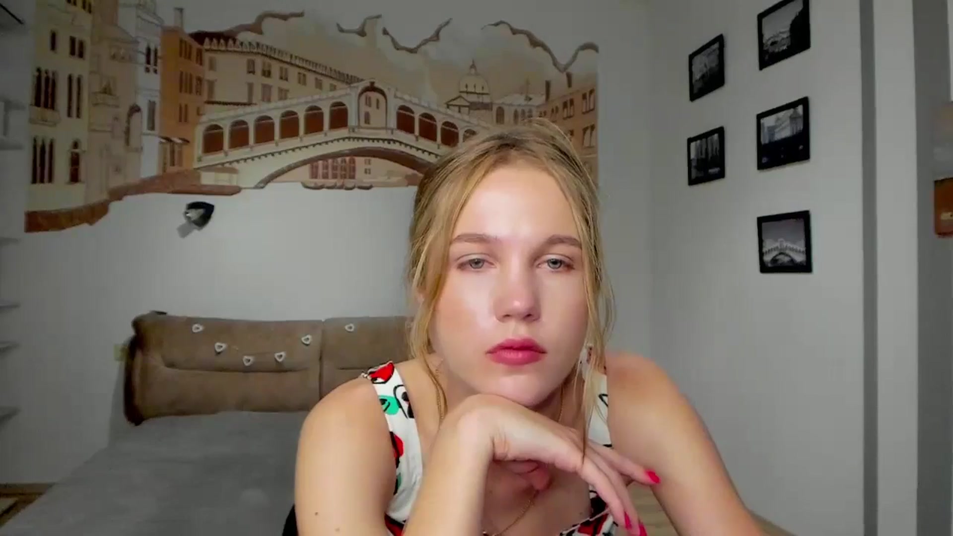 Gallery image thumbnail from Kate_Lewiss's myfreecams stream on, 06/17/2024, 08:02 image 15 of 20