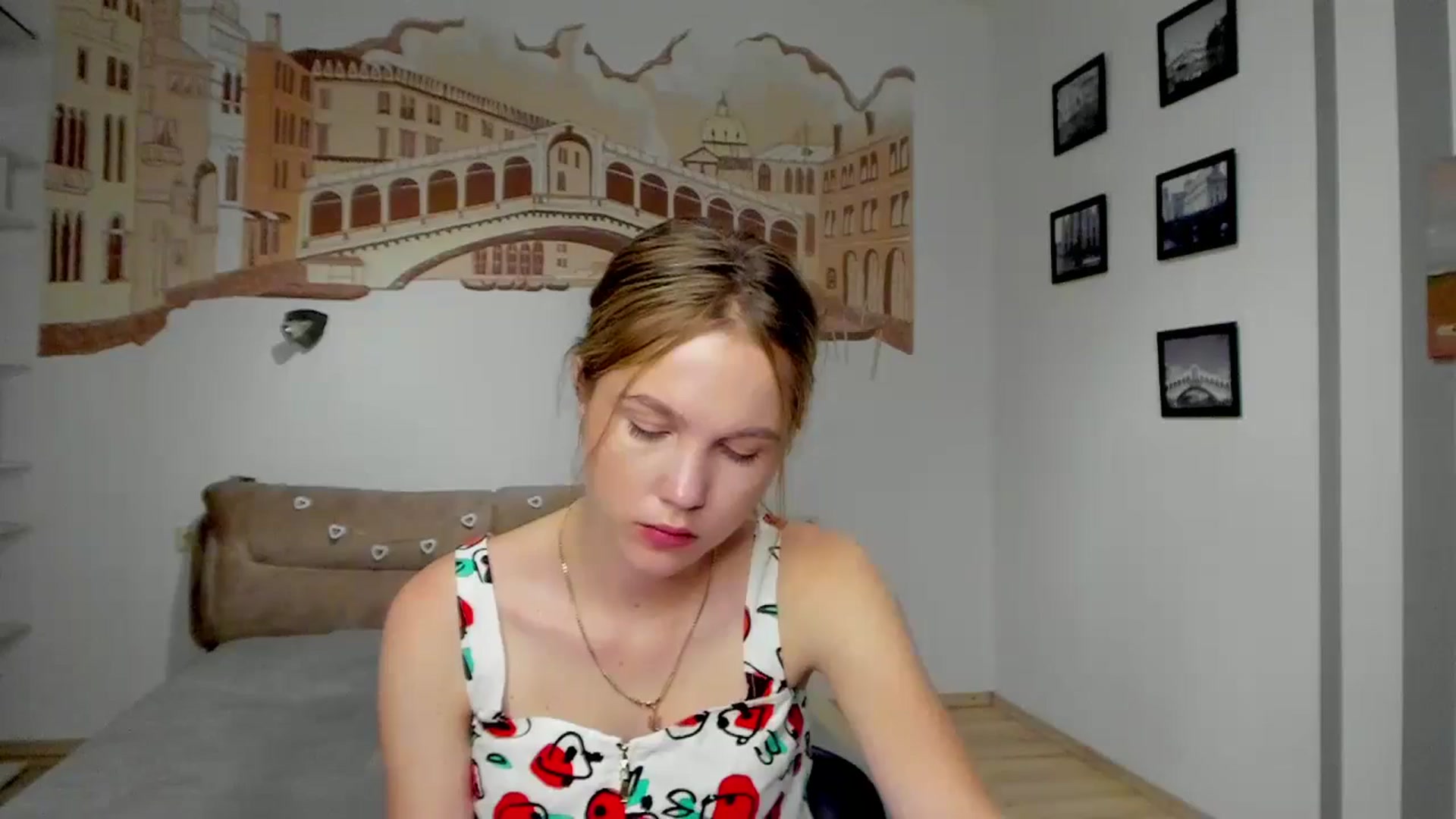 Gallery image thumbnail from Kate_Lewiss's myfreecams stream on, 06/17/2024, 09:27 image 2 of 20