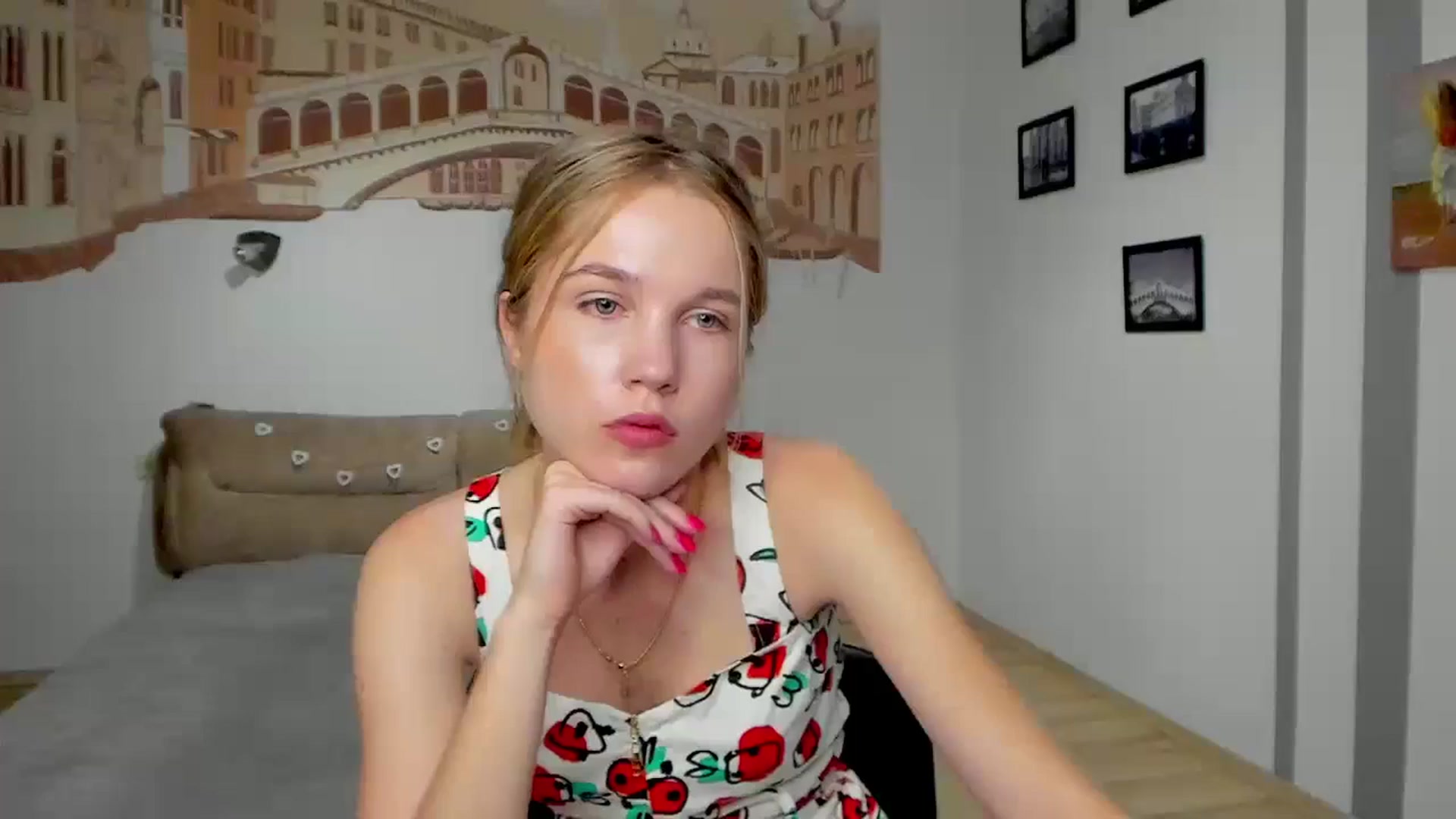 Gallery image thumbnail from Kate_Lewiss's myfreecams stream on, 06/17/2024, 11:04 image 2 of 20