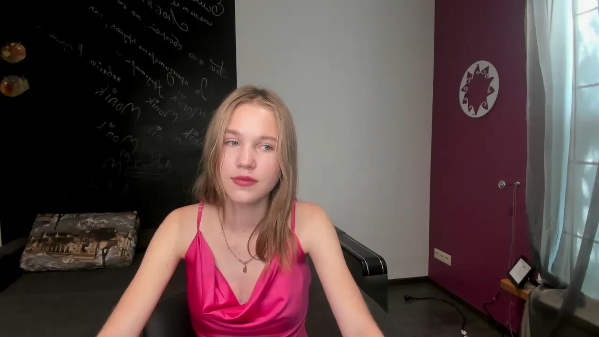Gallery image thumbnail from Kate_Lewiss's myfreecams stream on, 06/18/2024, 08:03 image 7 of 20