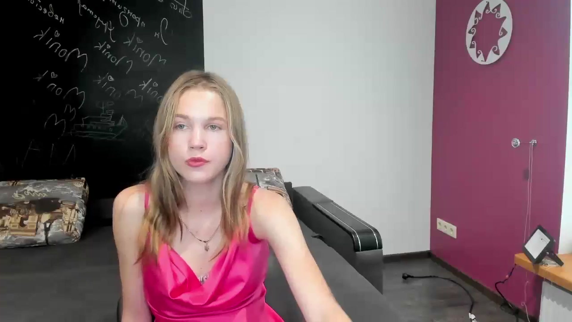 Gallery image thumbnail from Kate_Lewiss's myfreecams stream on, 06/18/2024, 10:29 image 9 of 20