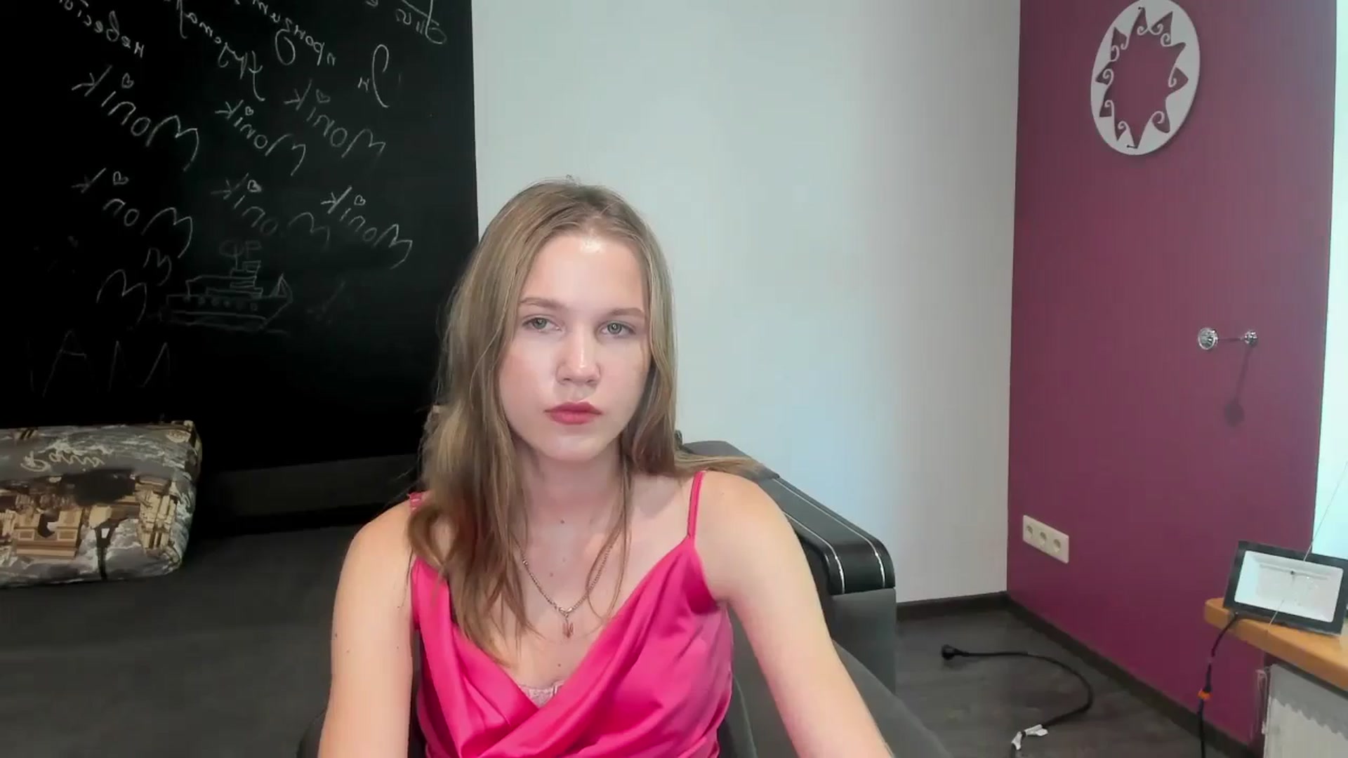 Gallery image thumbnail from Kate_Lewiss's myfreecams stream on, 06/18/2024, 11:01 image 14 of 20