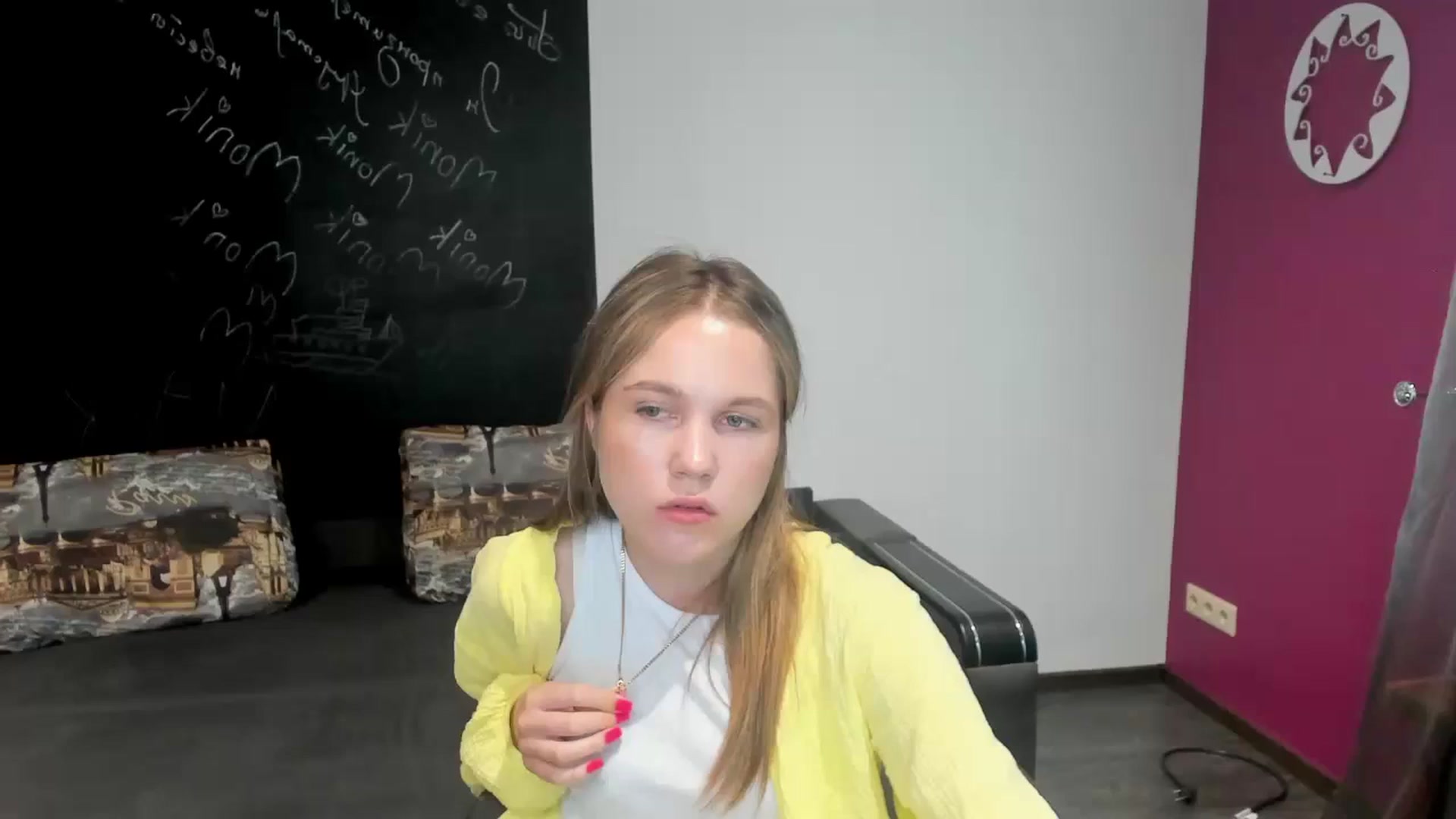 Gallery image thumbnail from Kate_Lewiss's myfreecams stream on, 06/19/2024, 08:09 image 9 of 20