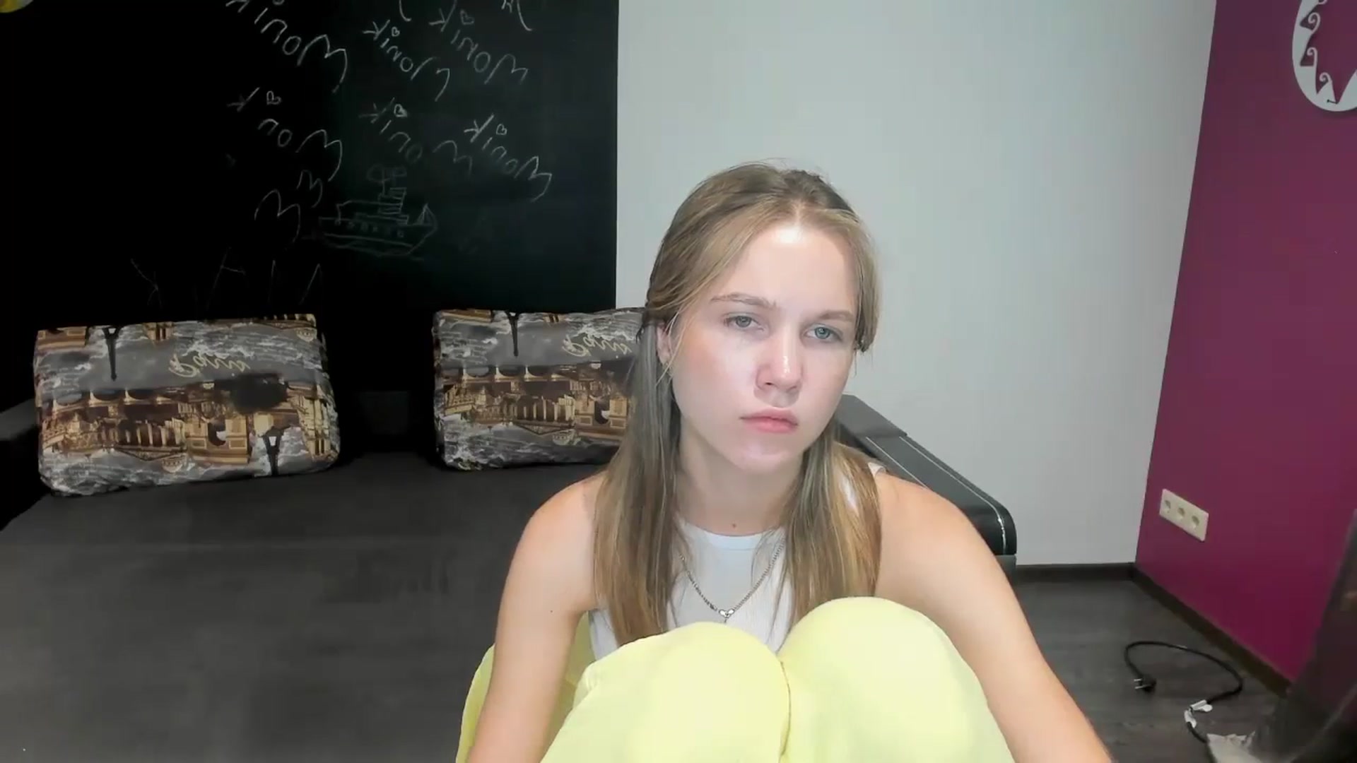Gallery image thumbnail from Kate_Lewiss's myfreecams stream on, 06/19/2024, 10:55 image 13 of 20