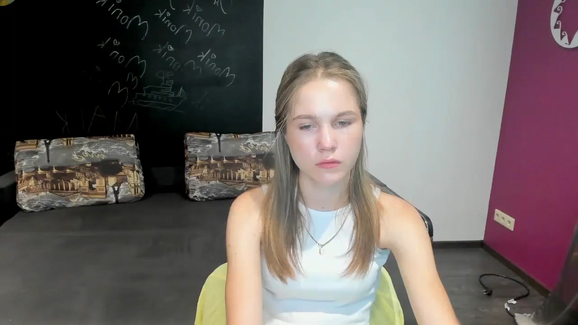 Gallery image thumbnail from Kate_Lewiss's myfreecams stream on, 06/19/2024, 10:55 image 2 of 20