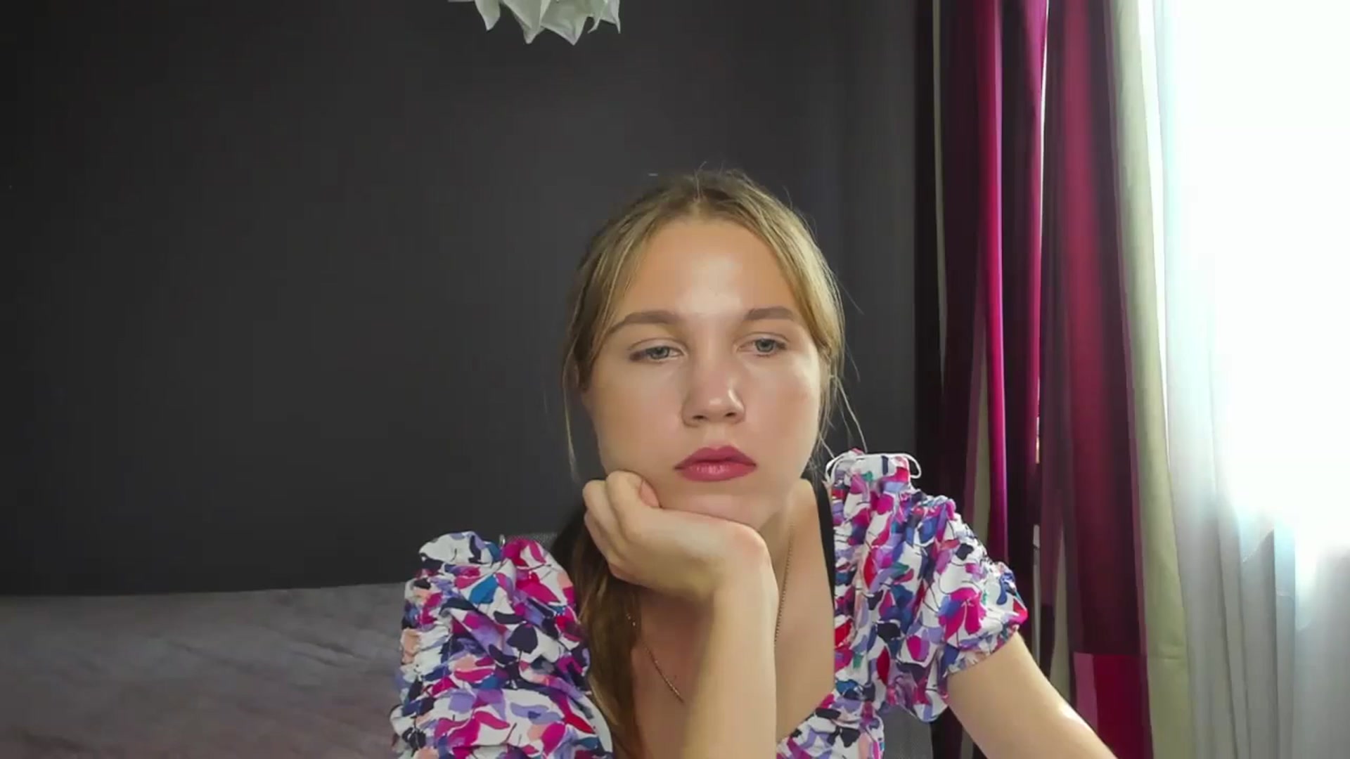 Gallery image thumbnail from Kate_Lewiss's myfreecams stream on, 06/20/2024, 08:16 image 5 of 20