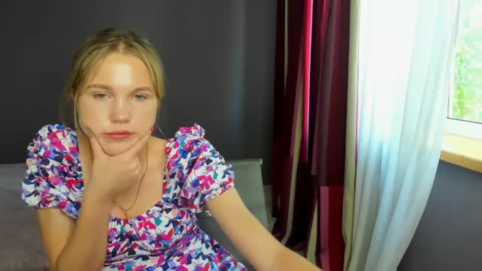 Gallery image thumbnail from Kate_Lewiss's myfreecams stream on, 06/20/2024, 10:44 image 3 of 20
