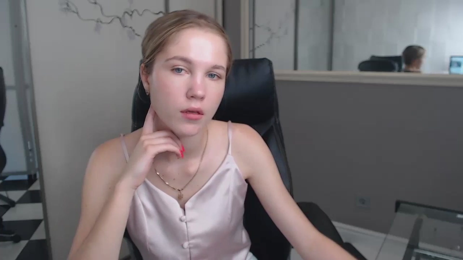 Gallery image thumbnail from Kate_Lewiss's myfreecams stream on, 06/23/2024, 07:30 image 2 of 20