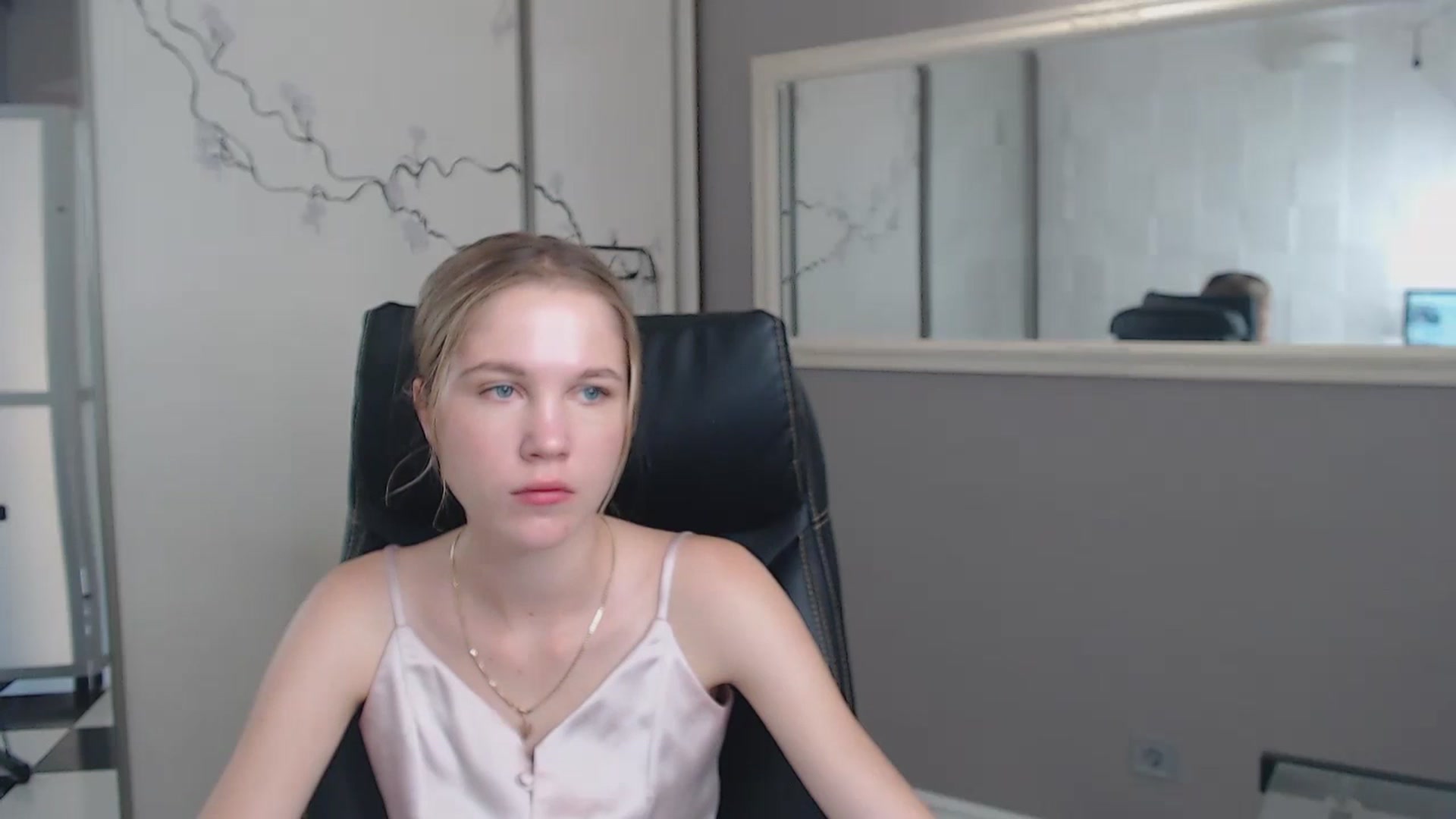 Gallery image thumbnail from Kate_Lewiss's myfreecams stream on, 06/23/2024, 07:30 image 10 of 20