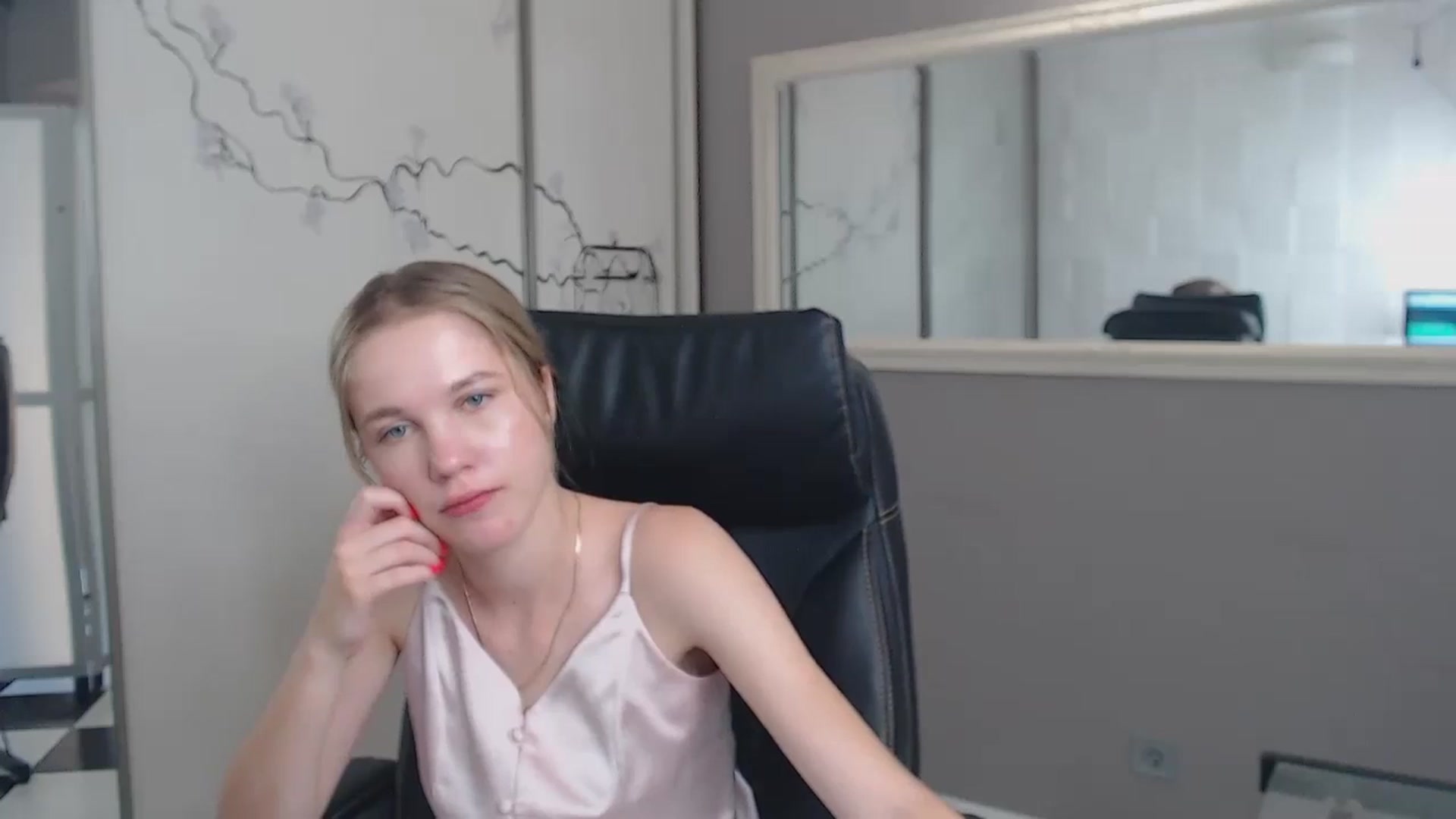 Gallery image thumbnail from Kate_Lewiss's myfreecams stream on, 06/23/2024, 07:30 image 8 of 20